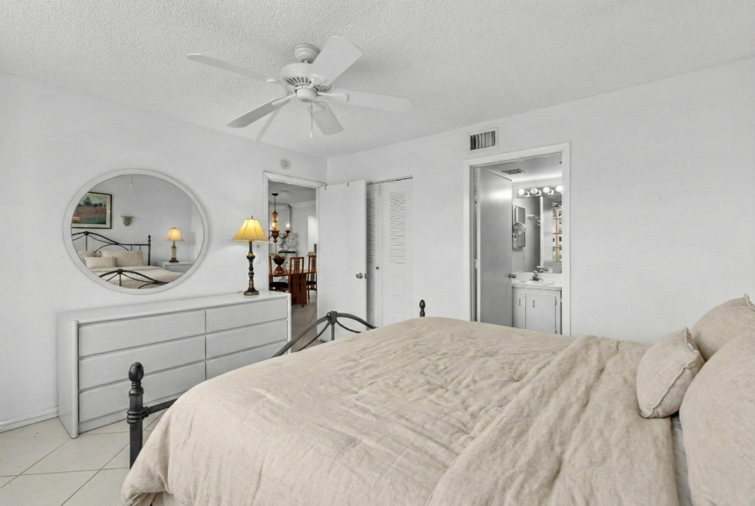 27 Abbey Lane 205