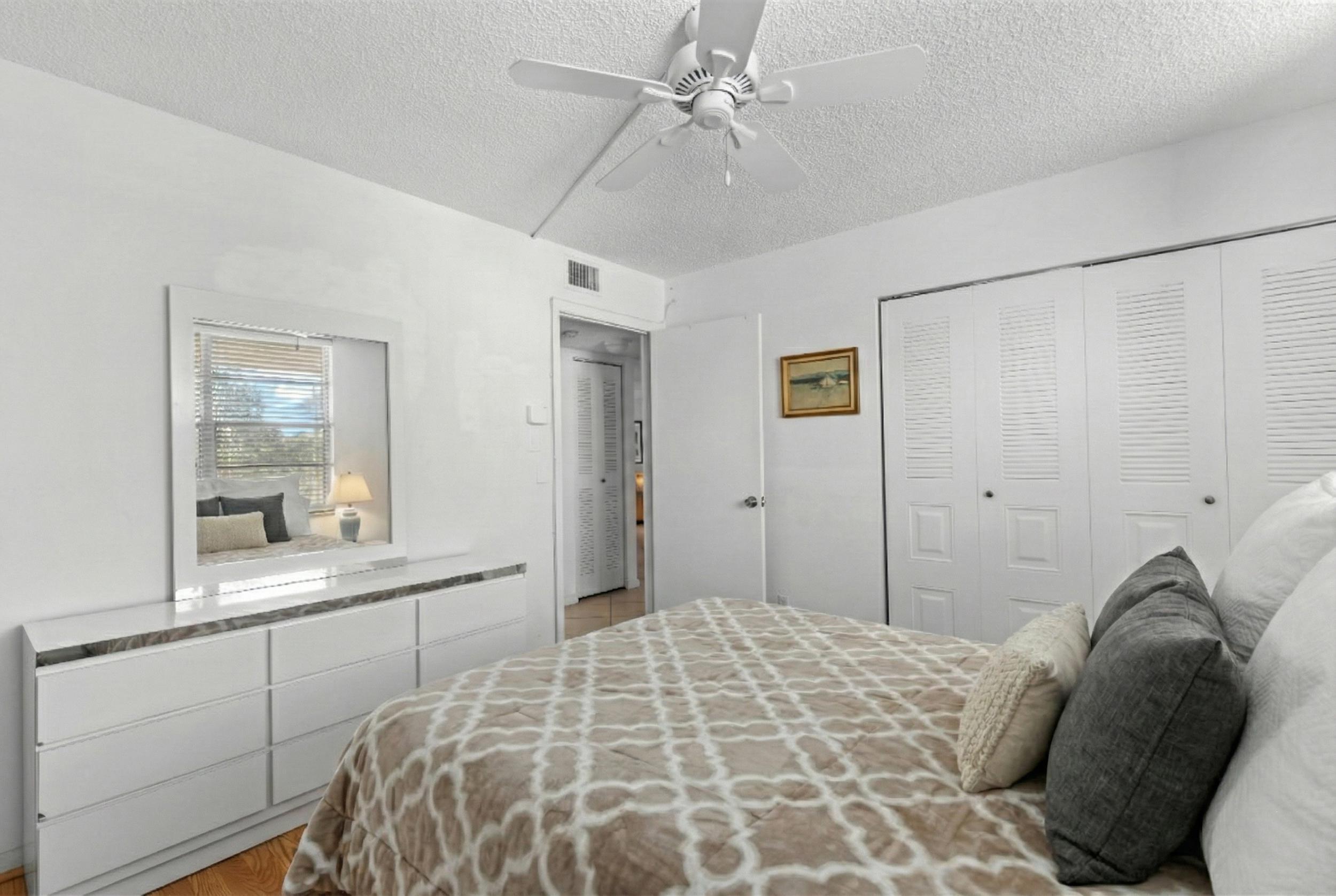 27 Abbey Lane 205