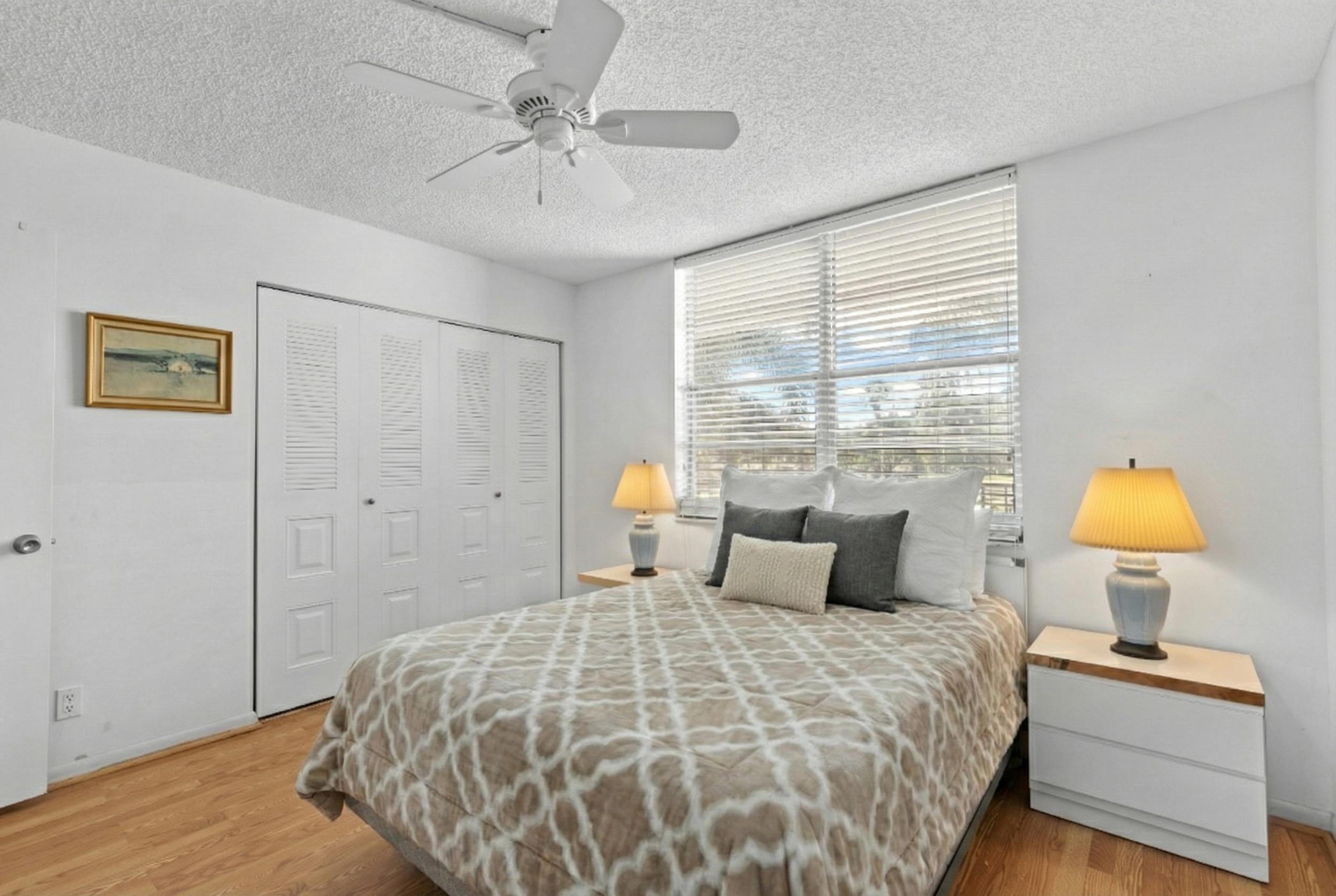 27 Abbey Lane 205