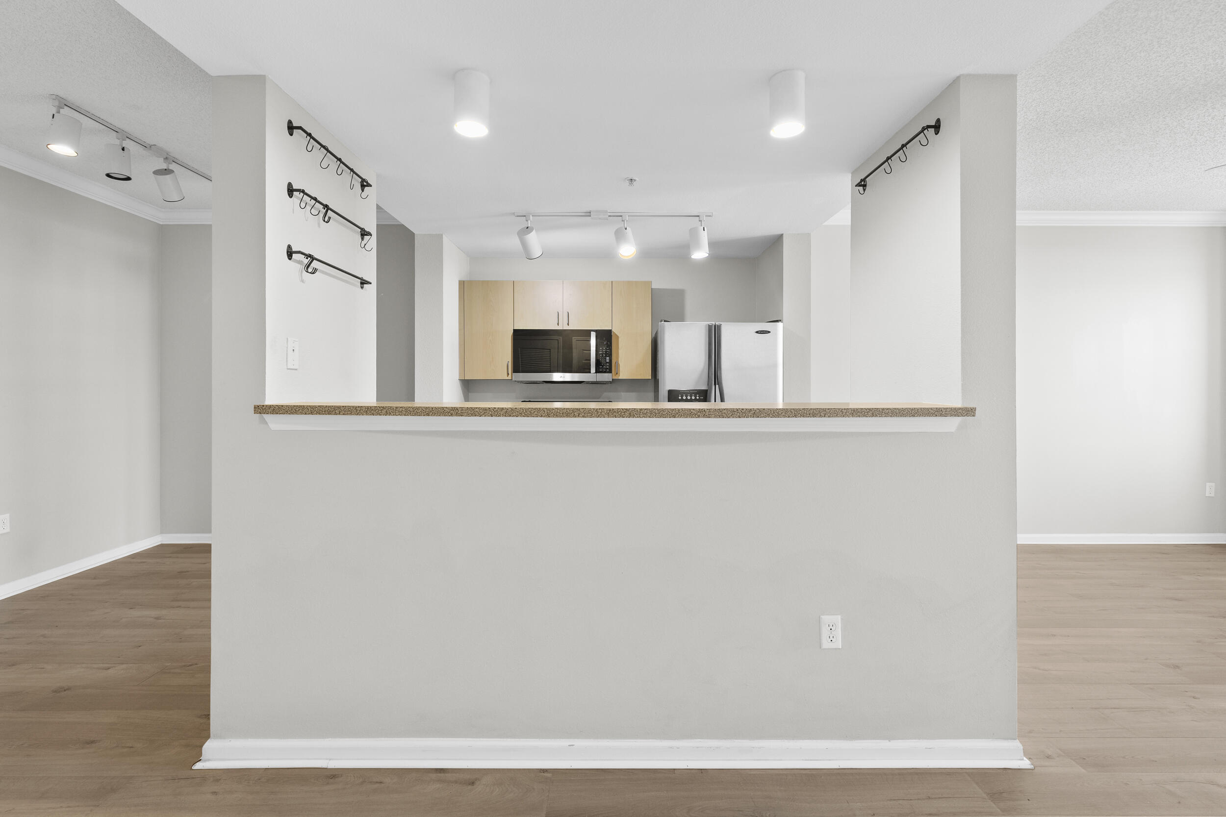 533 NE 3rd Avenue 540