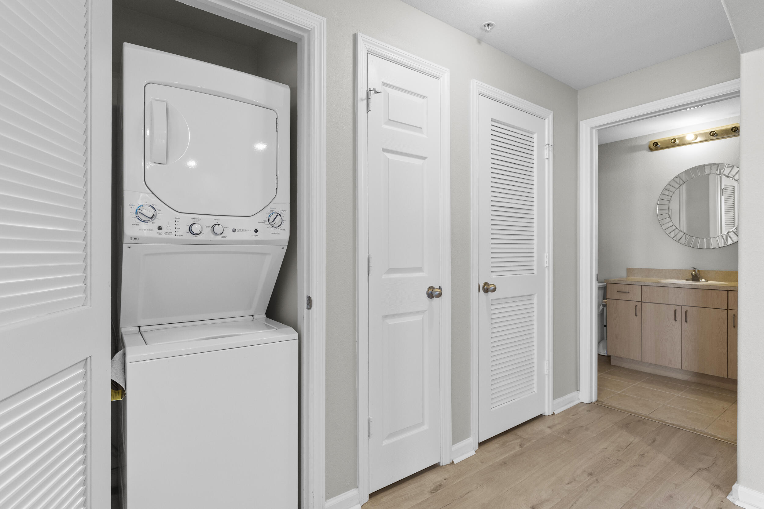 533 NE 3rd Avenue 540