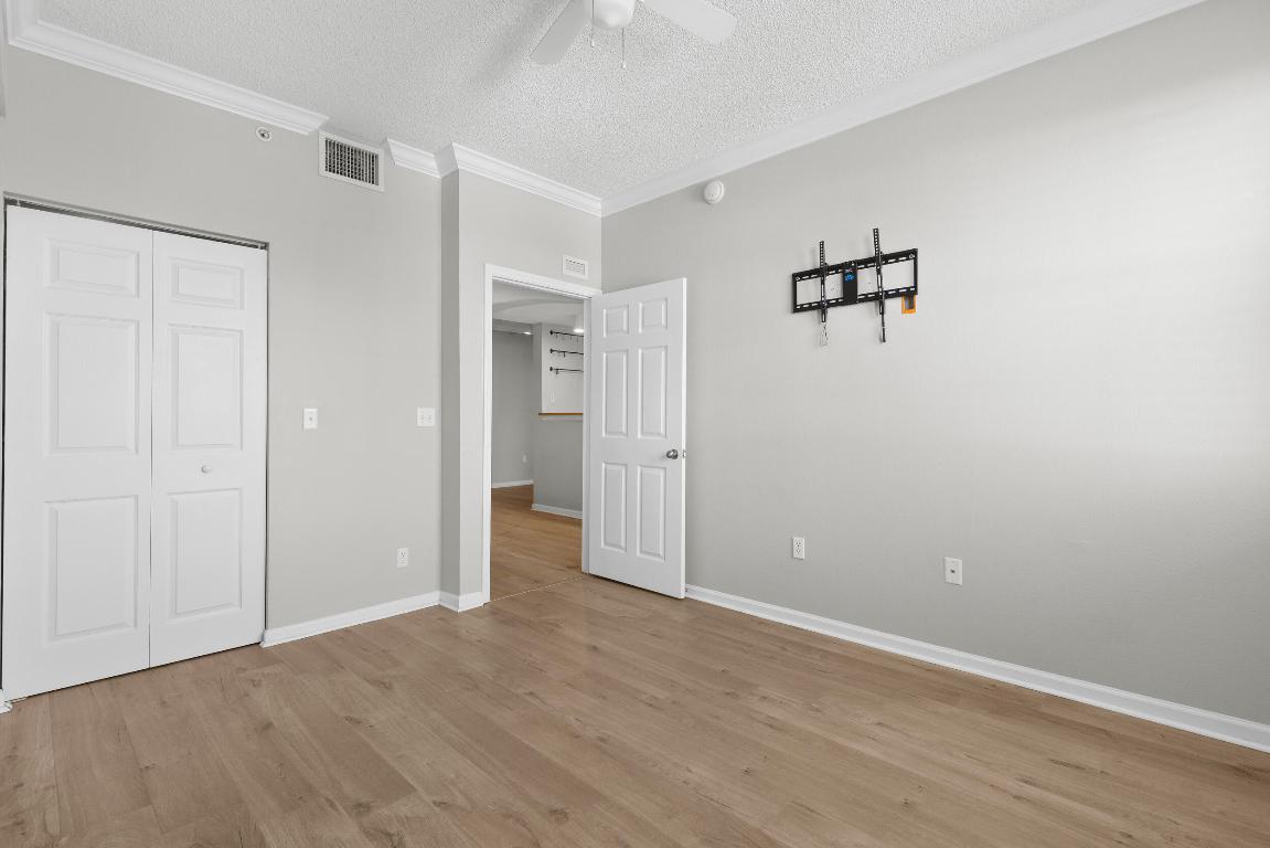 533 NE 3rd Avenue 540