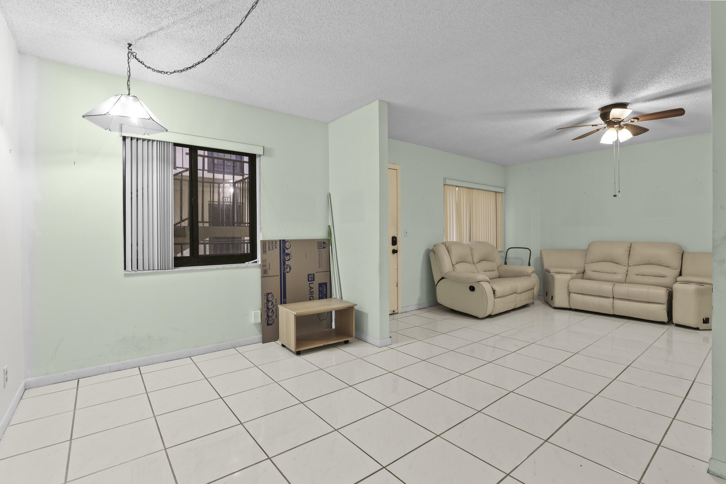 5280 Las Verdes Circle 219