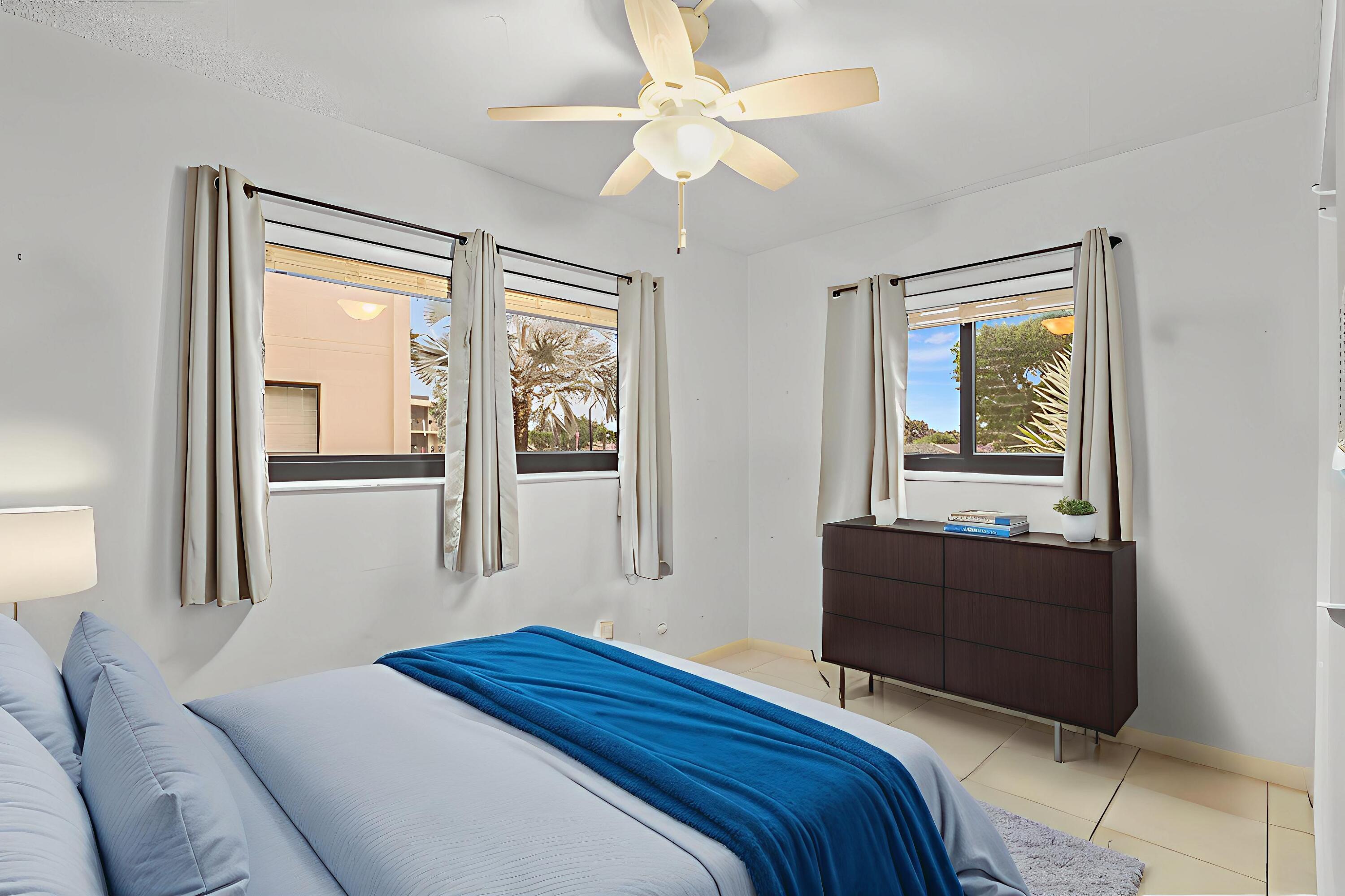 5280 Las Verdes Circle 219