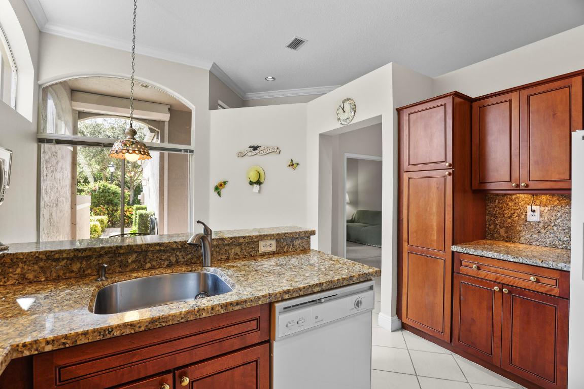 5435 Monterey Circle G, Delray Beach Unit: G
