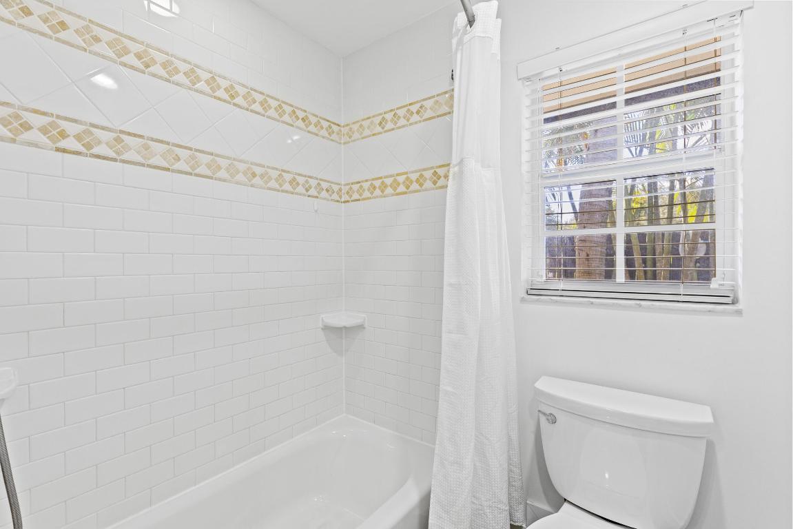 3544 Lakeview Drive, Delray Beach