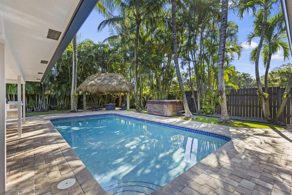 3544 Lakeview Drive, Delray Beach