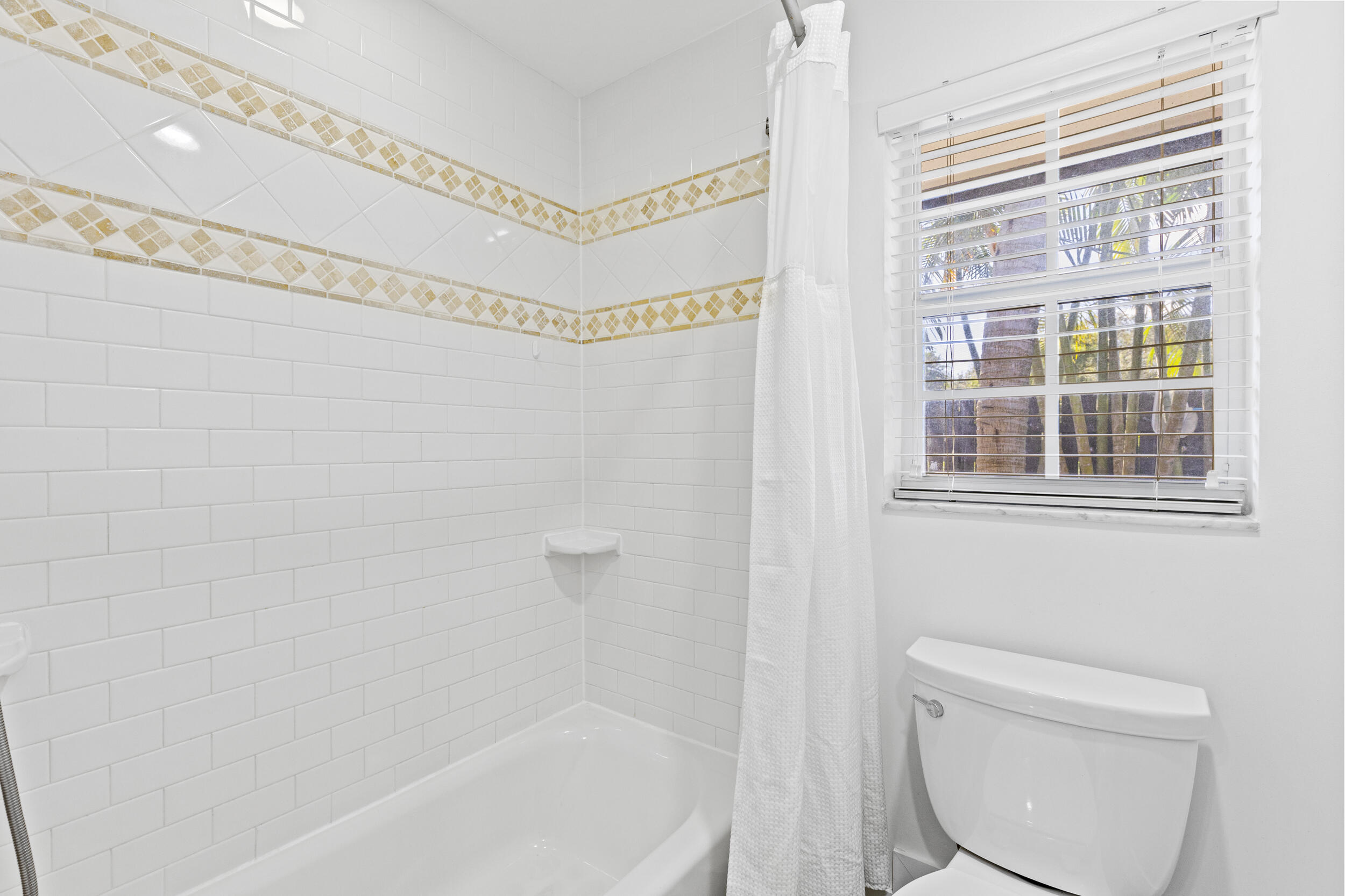 3544 Lakeview Drive, Delray Beach