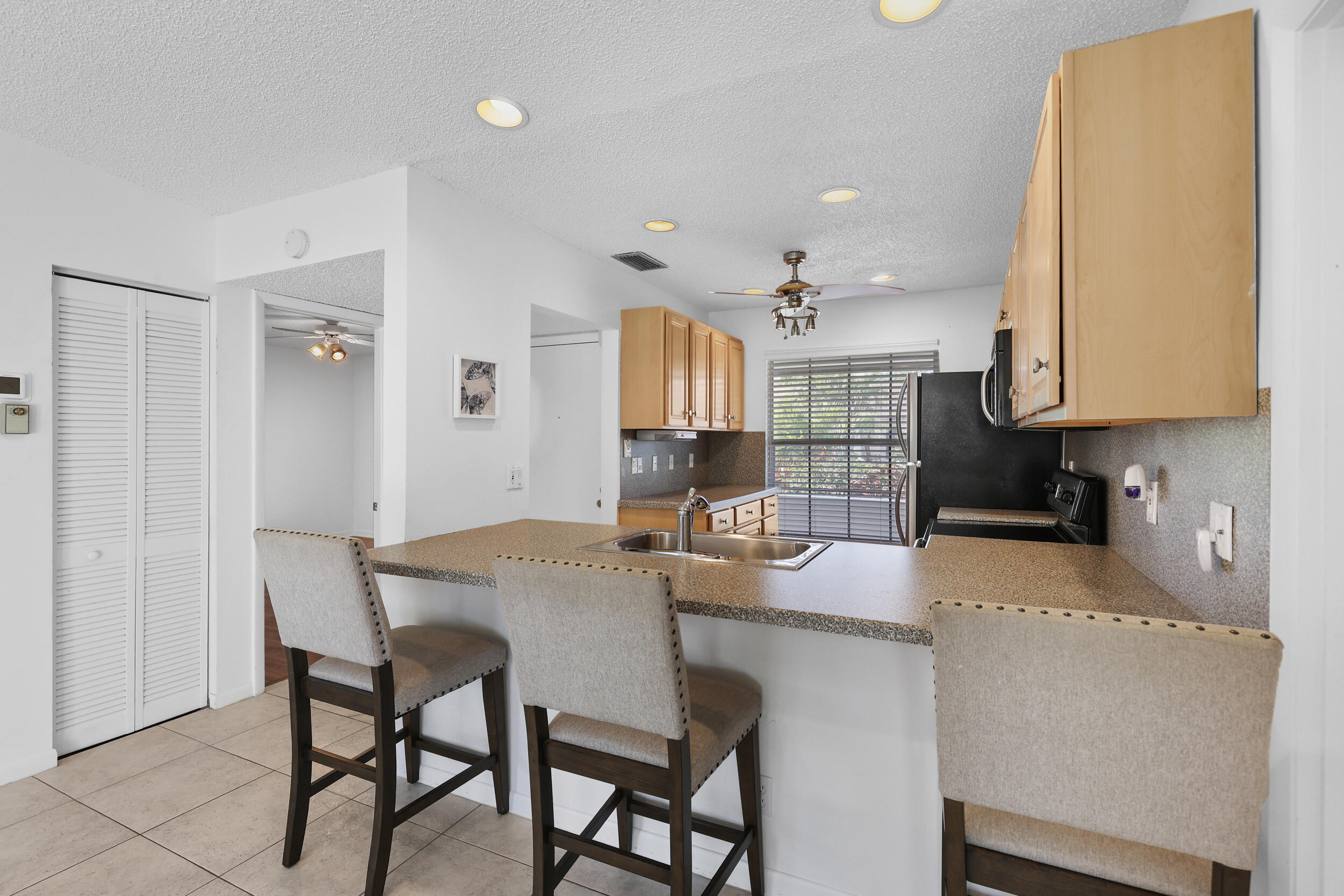 16004 Laurel Oak Circle