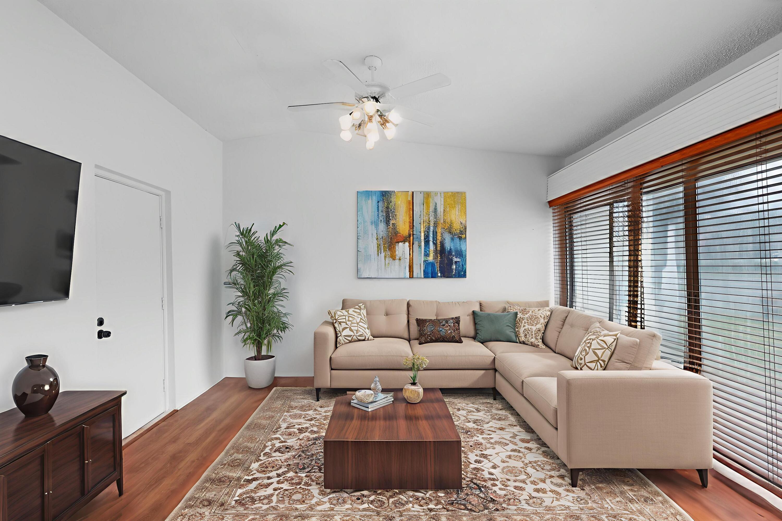 16004 Laurel Oak Circle