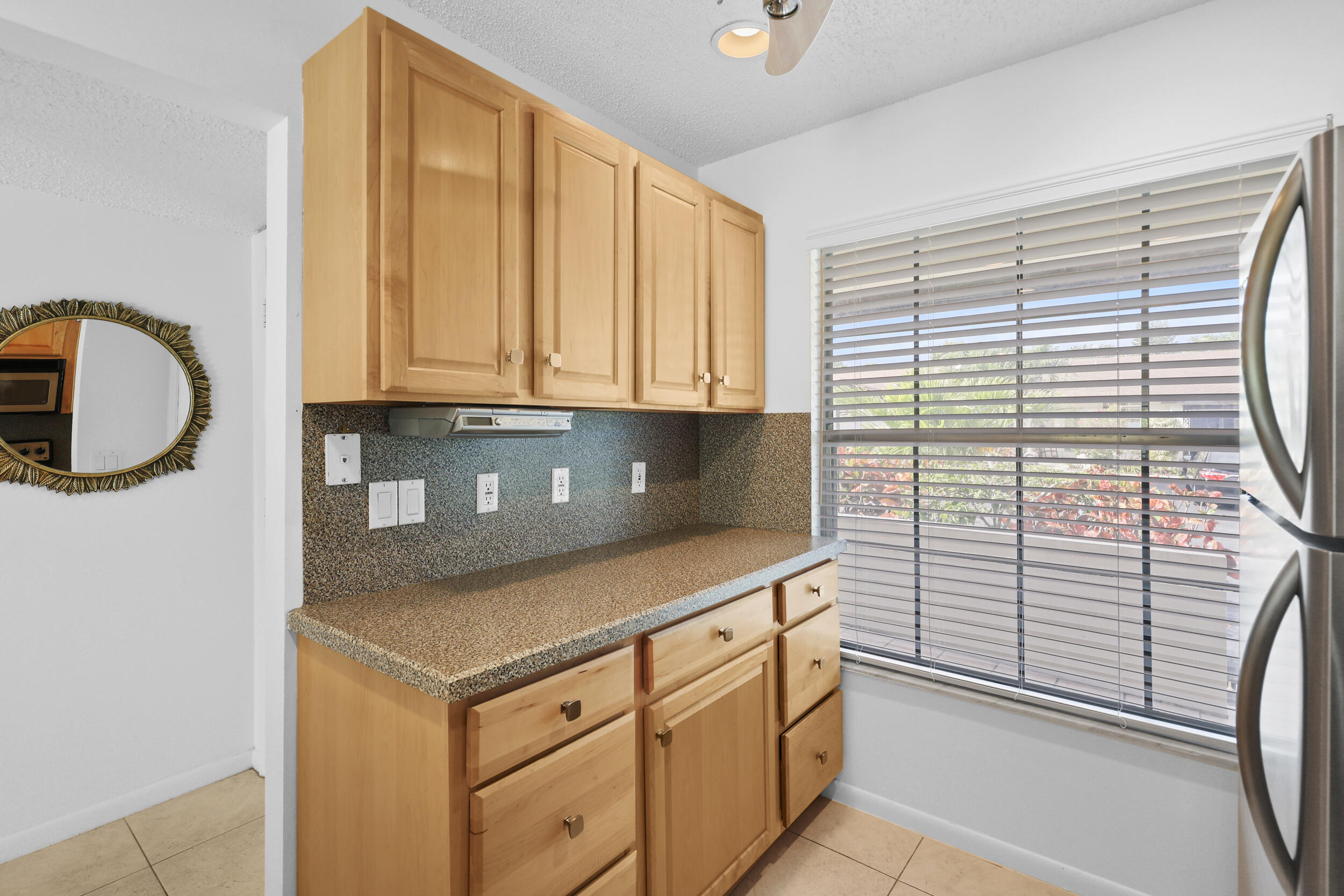 16004 Laurel Oak Circle