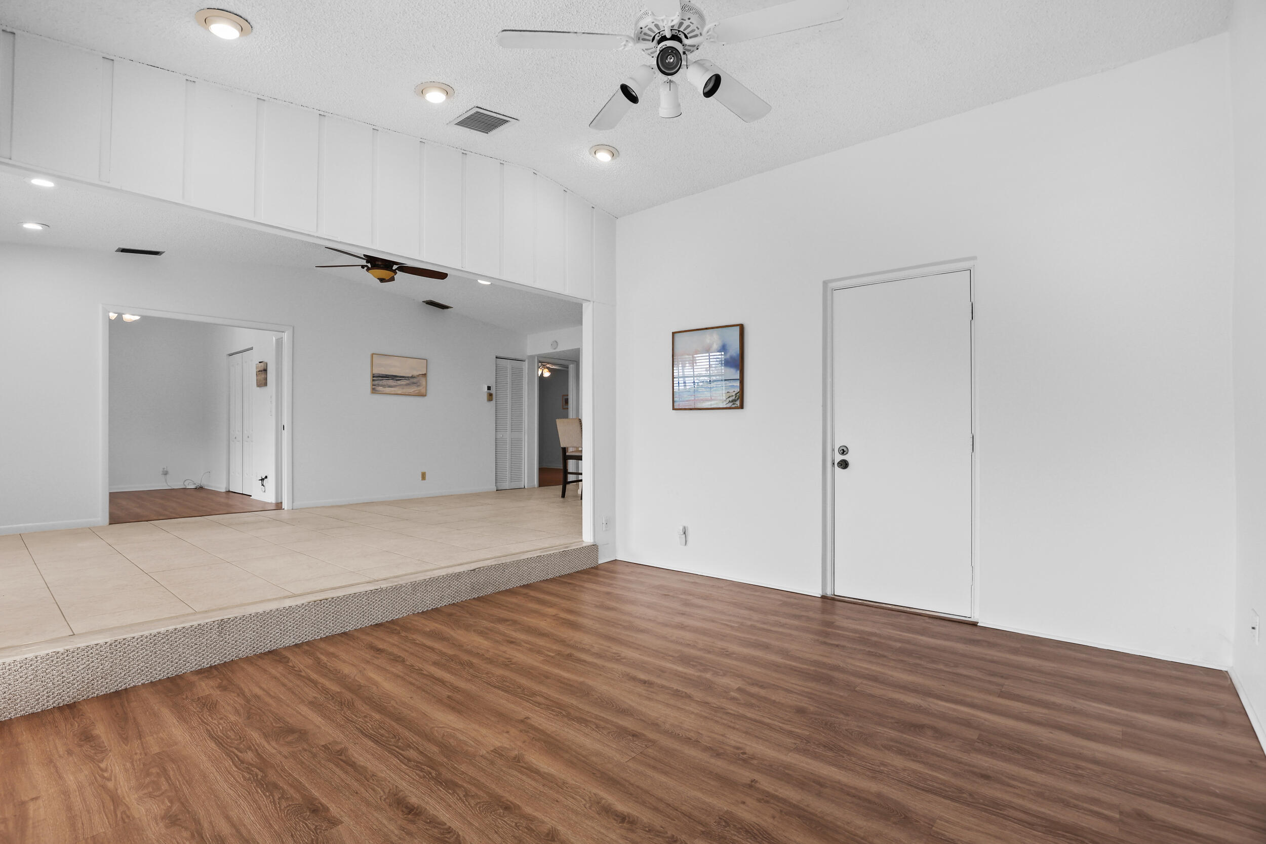 16004 Laurel Oak Circle