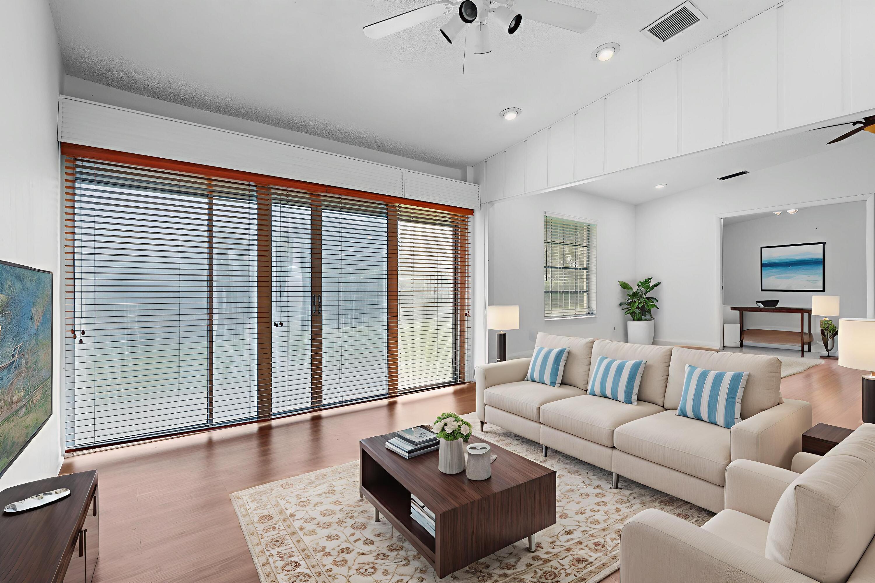 16004 Laurel Oak Circle