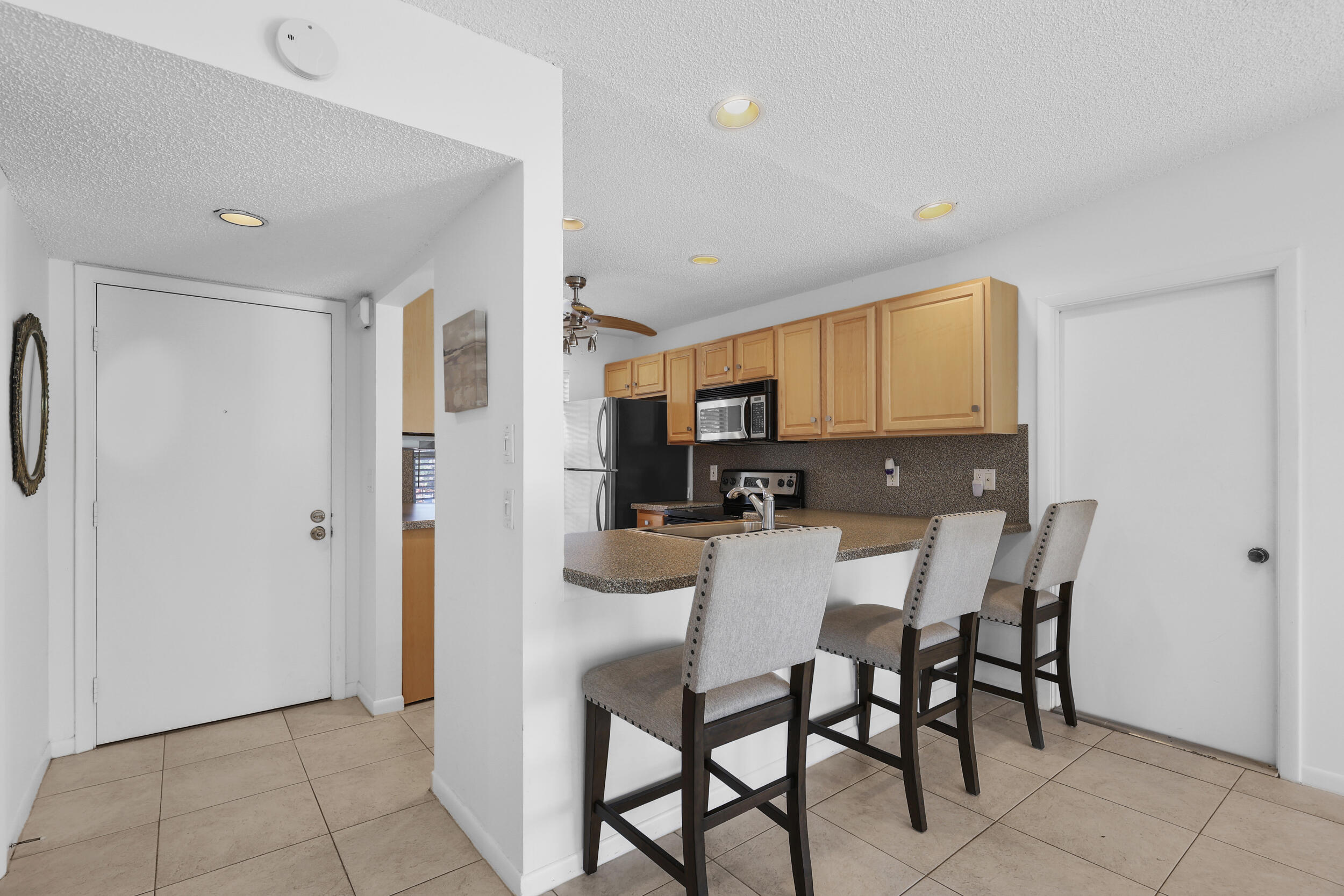 16004 Laurel Oak Circle