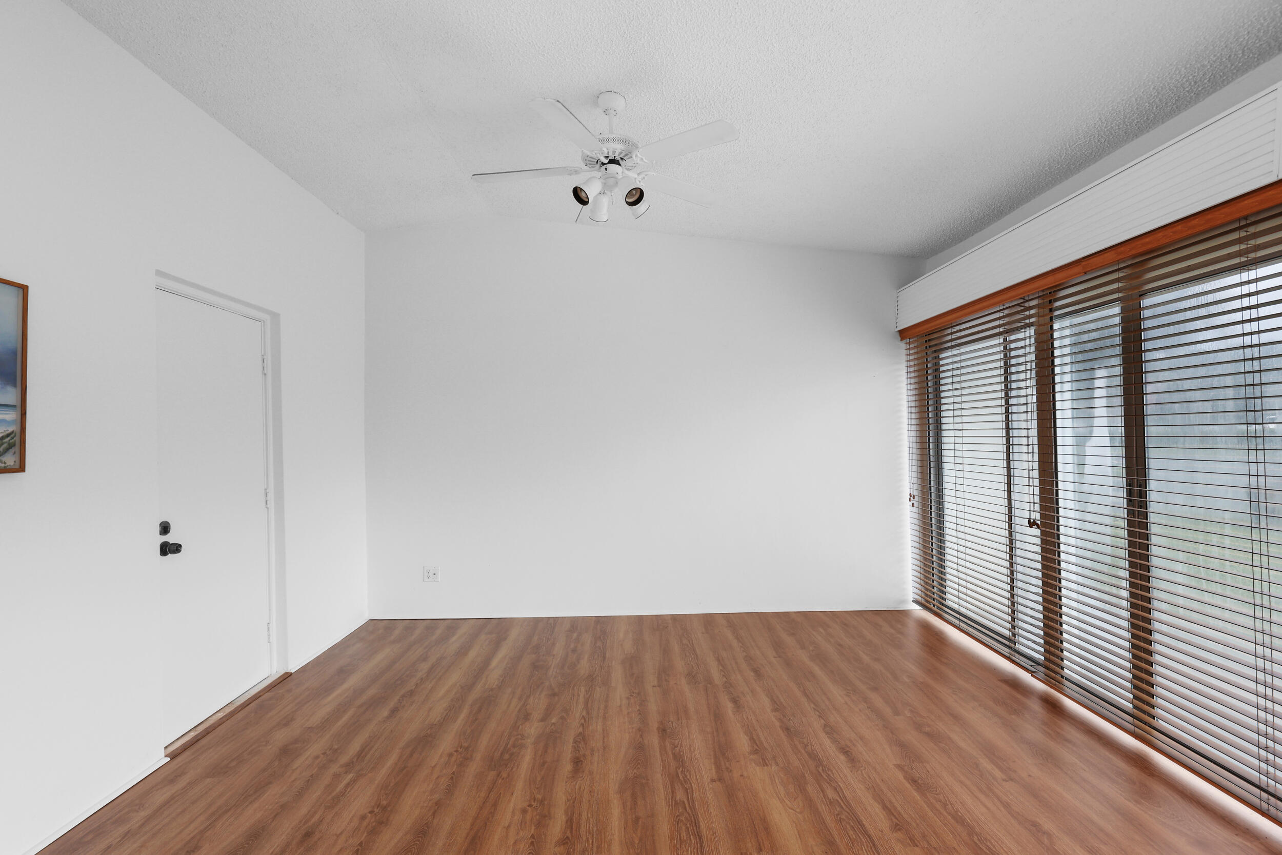 16004 Laurel Oak Circle