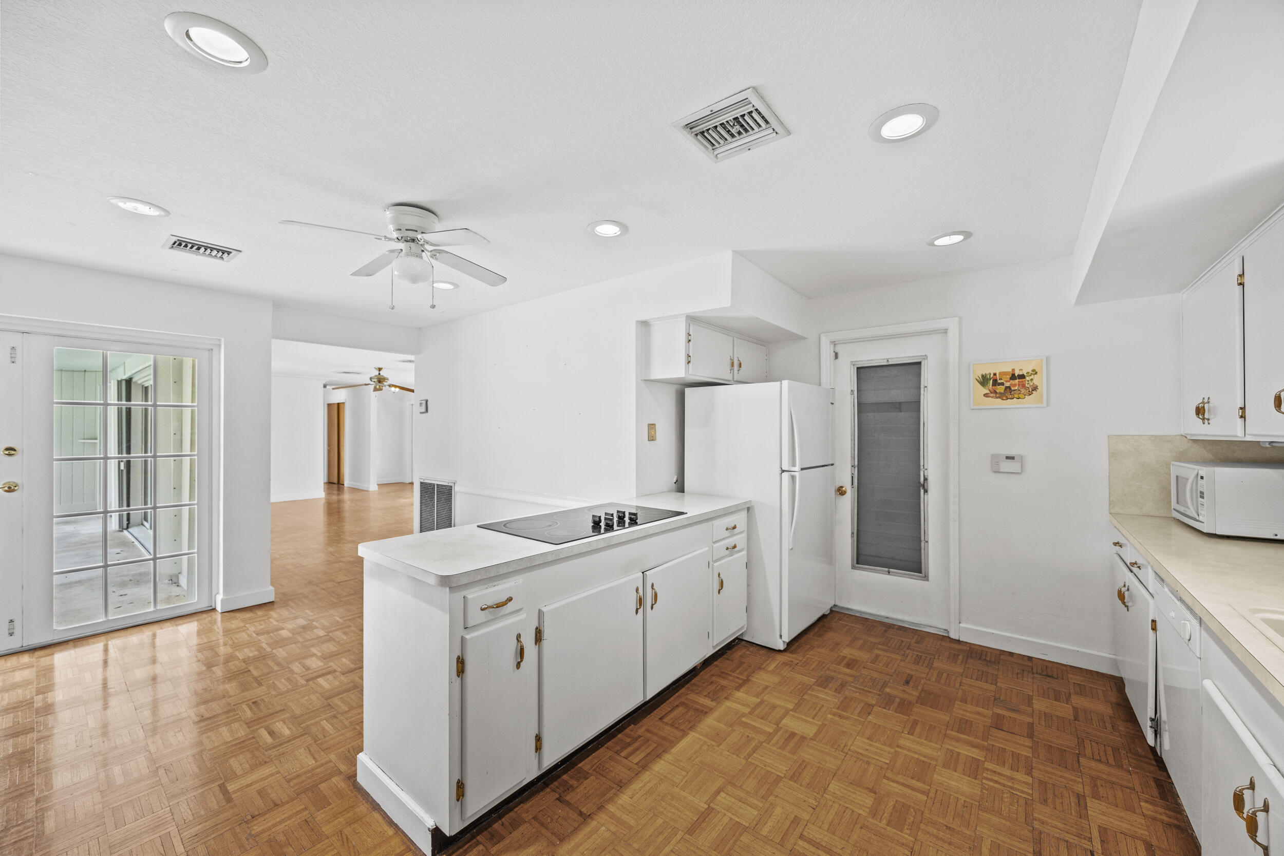 723 SW 27th Terrace