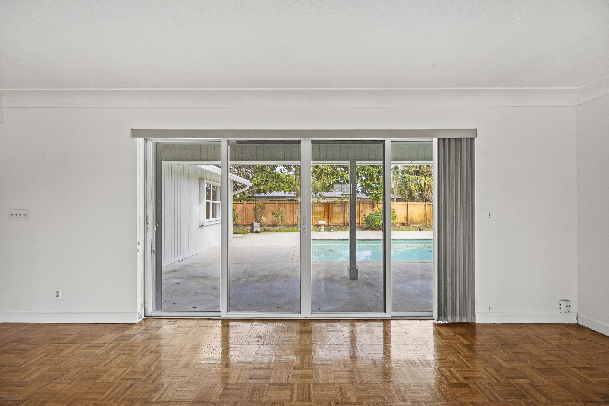 723 SW 27th Terrace