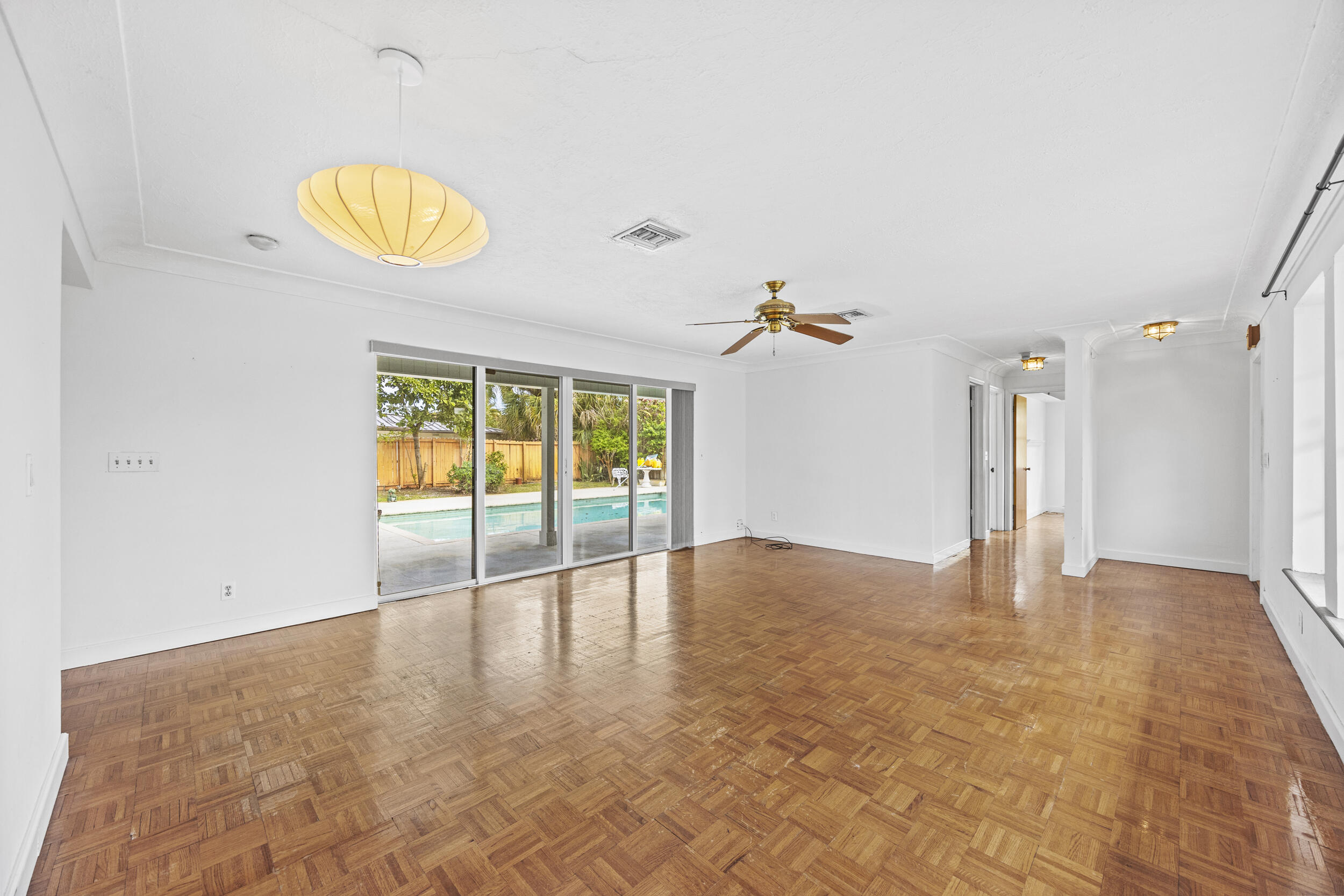 723 SW 27th Terrace