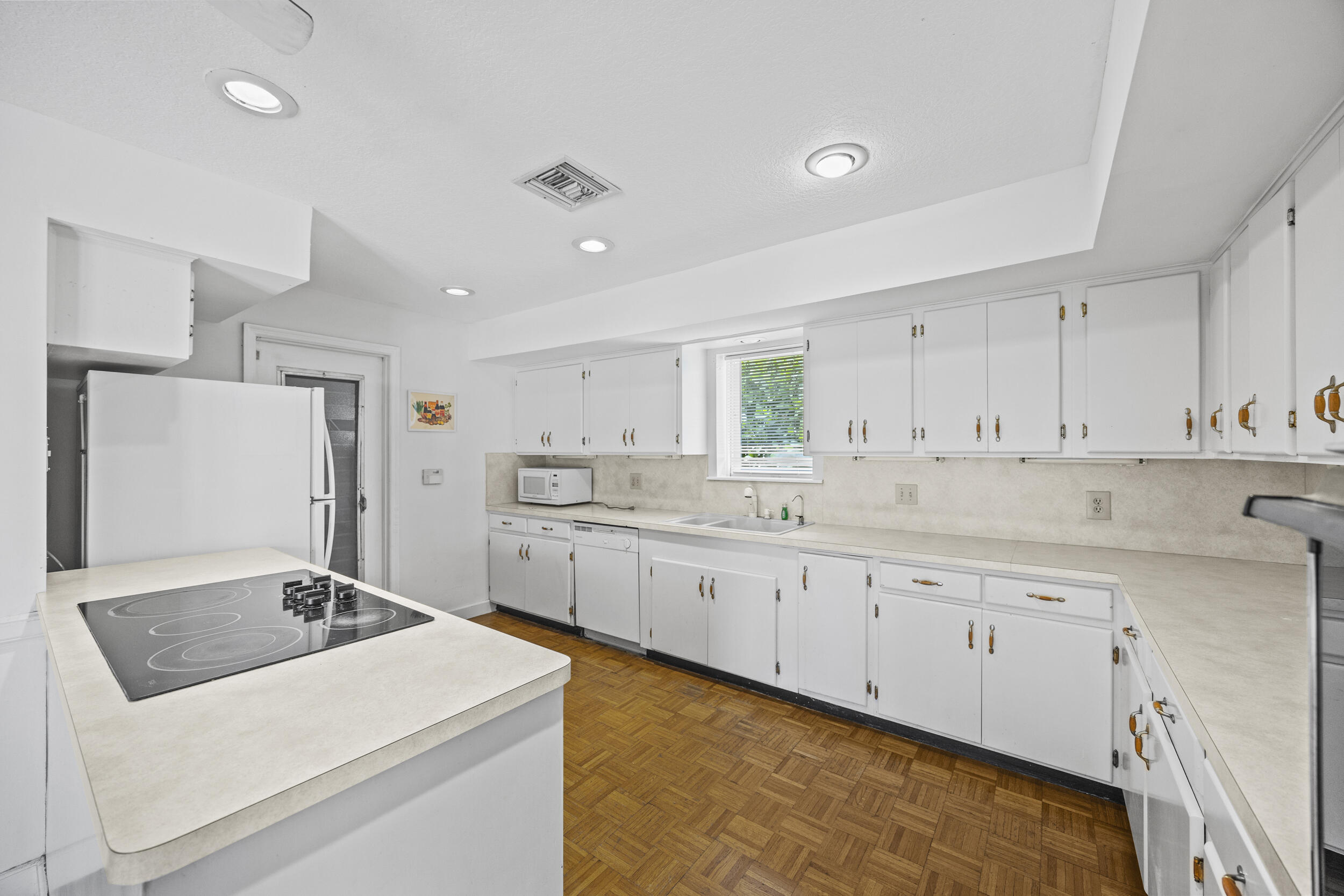 723 SW 27th Terrace