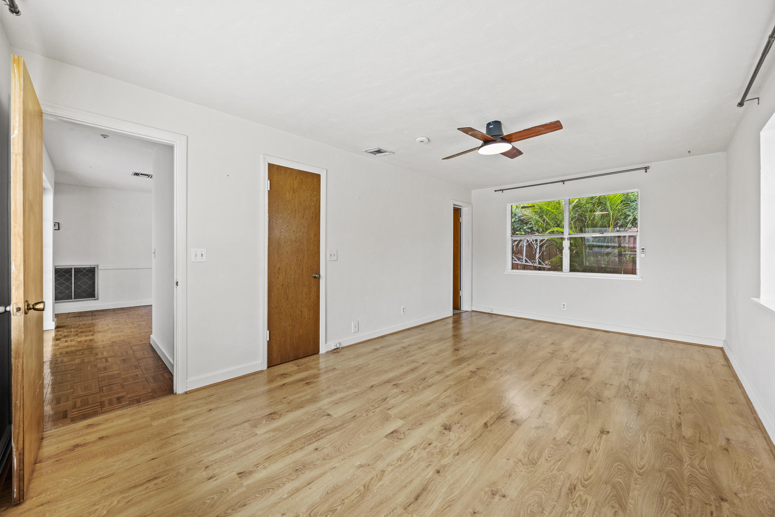 723 SW 27th Terrace