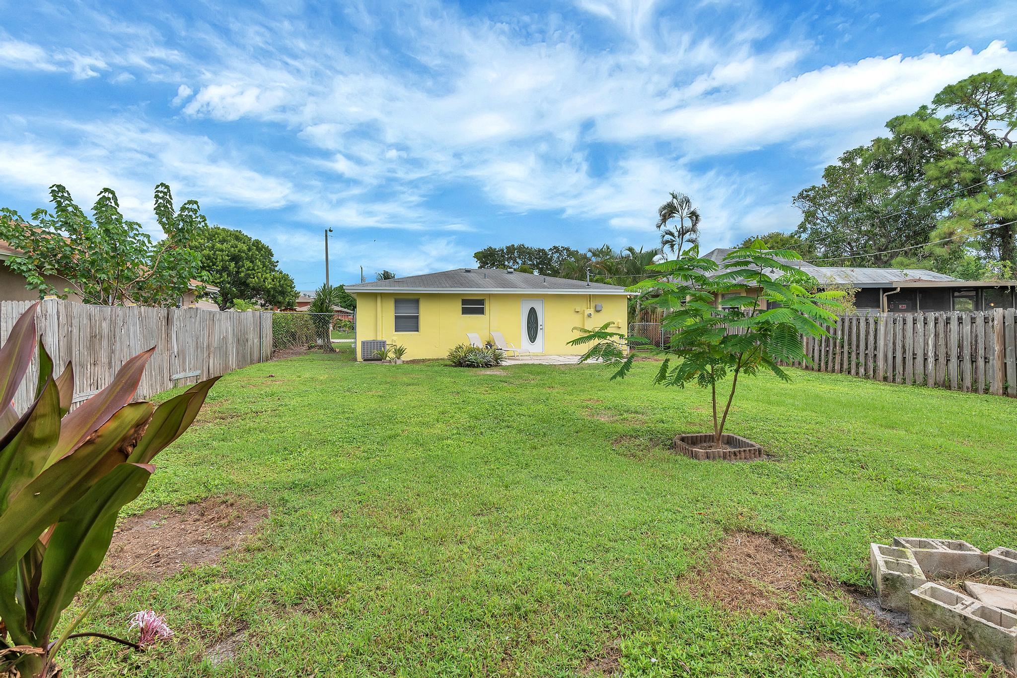 4882 Jefferson Road
