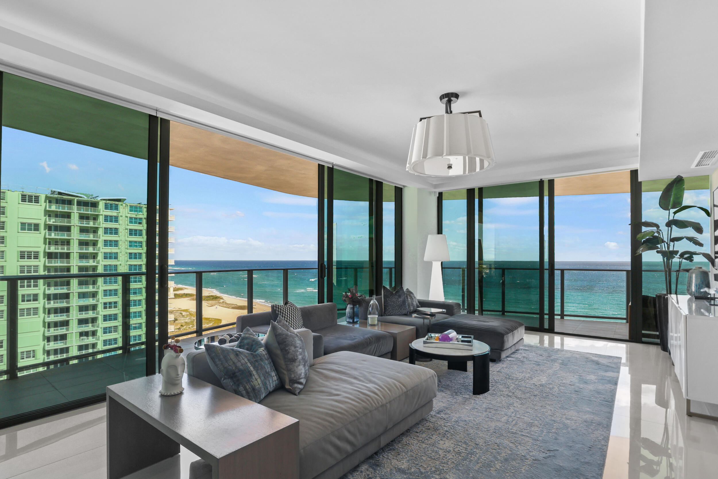 730 N Ocean Boulevard 1402