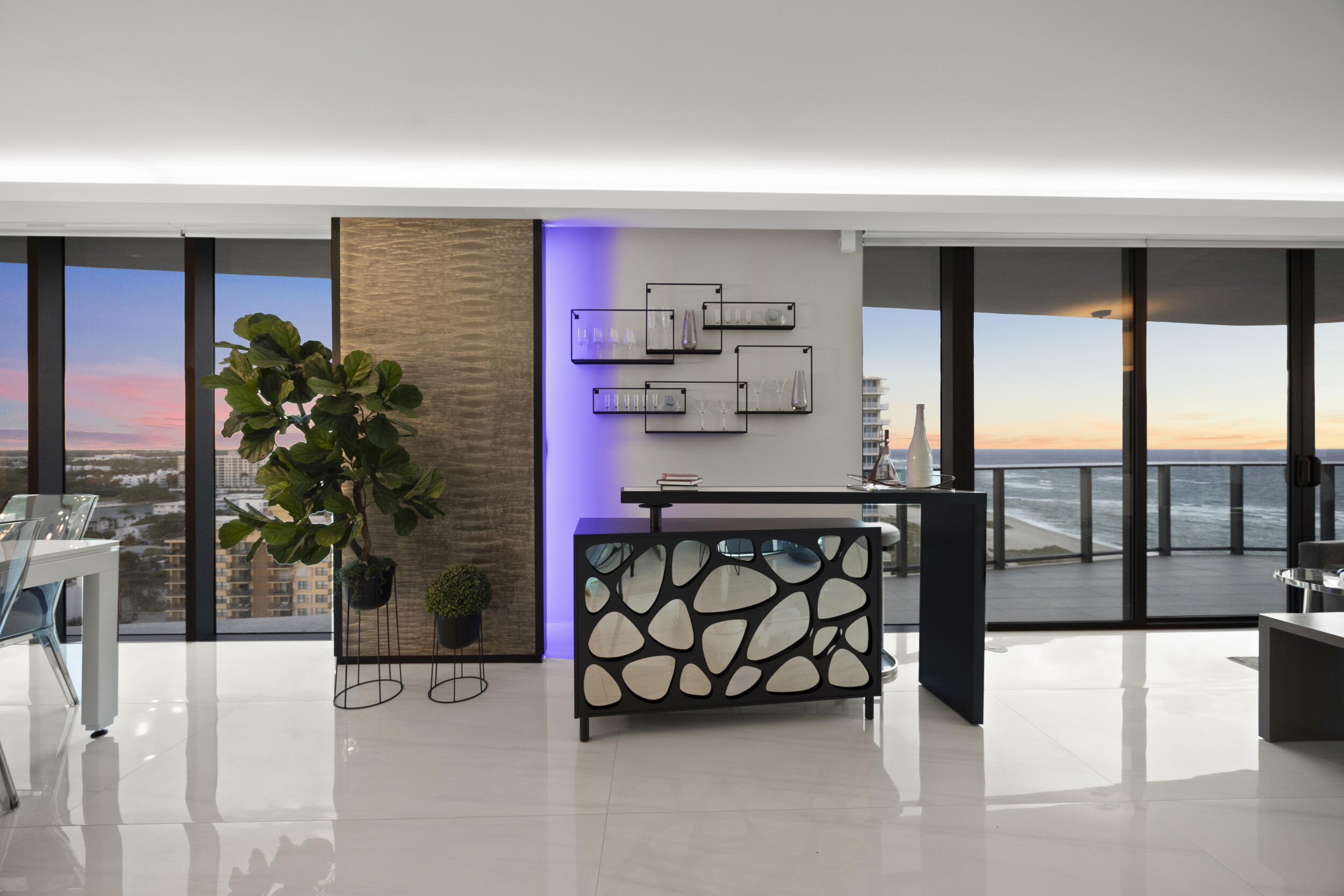 730 N Ocean Boulevard 1402