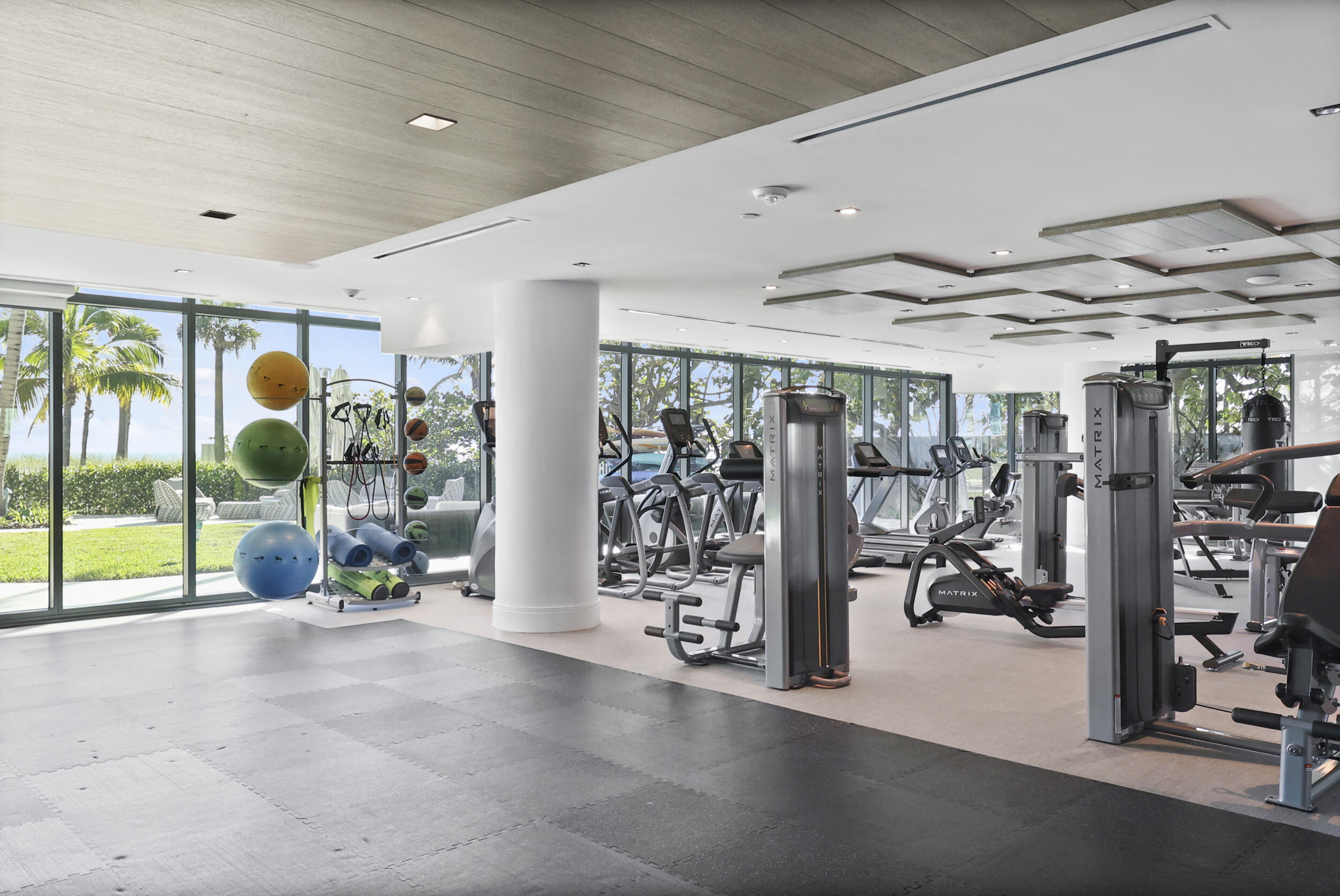 730 N Ocean Boulevard 1402