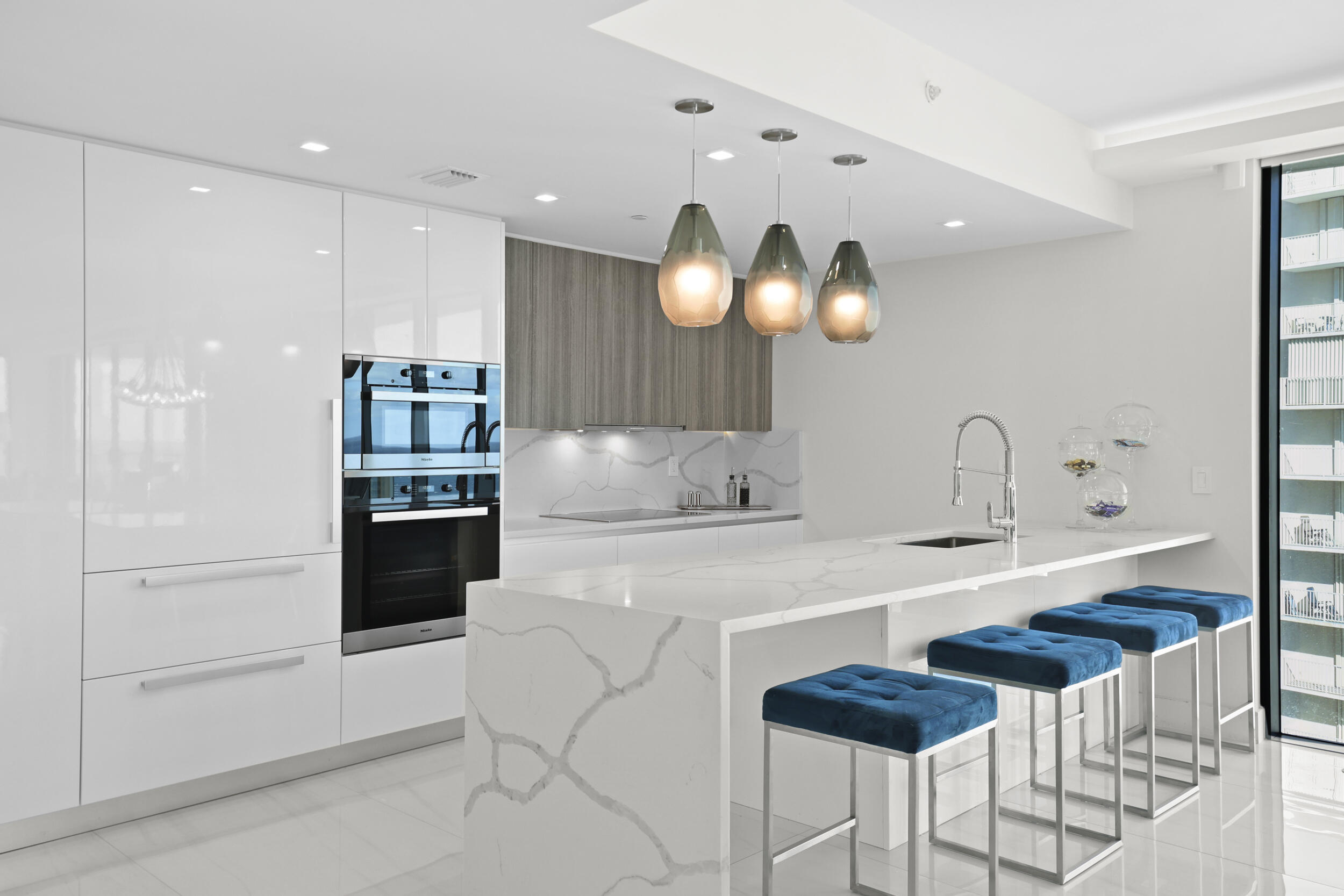 730 N Ocean Boulevard 1402