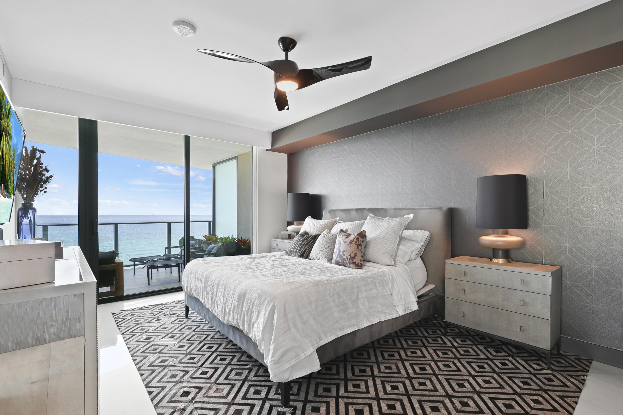 730 N Ocean Boulevard 1402