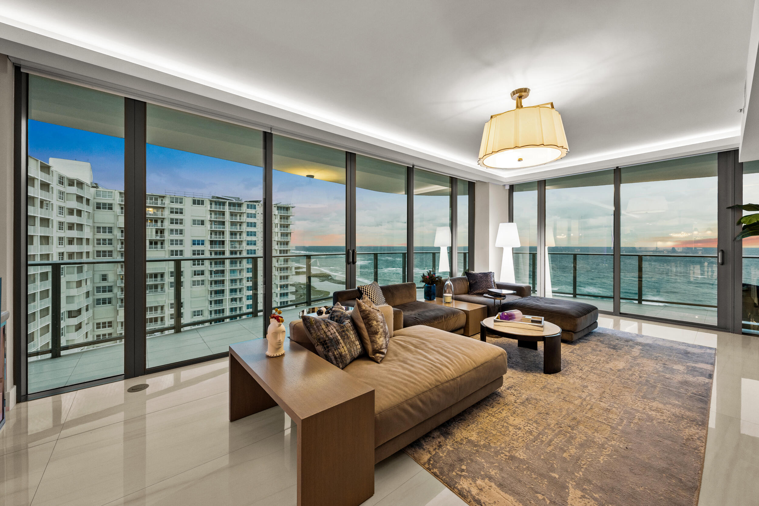 730 N Ocean Boulevard 1402