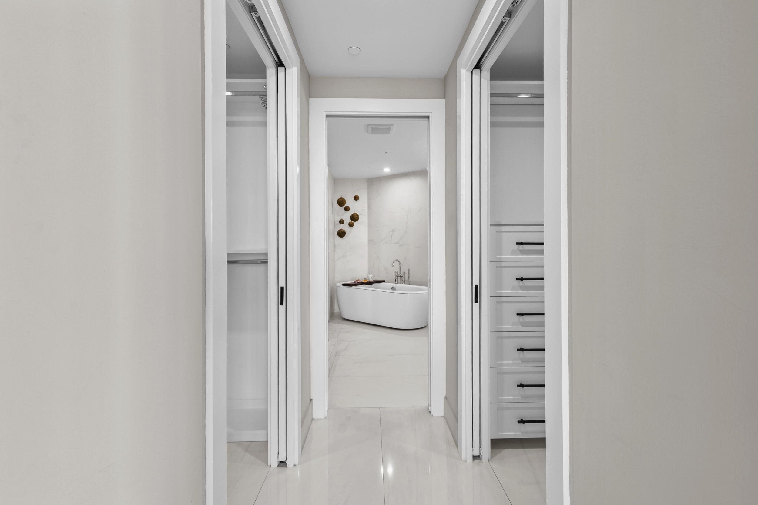 730 N Ocean Boulevard 1402