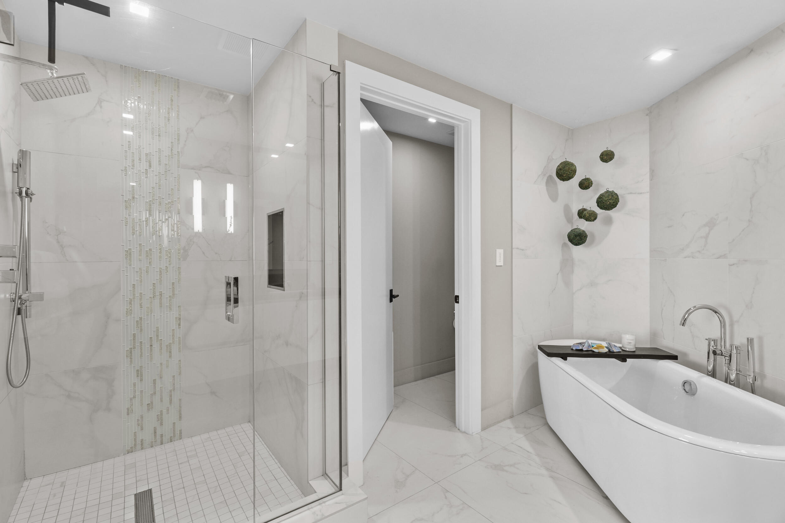 730 N Ocean Boulevard 1402