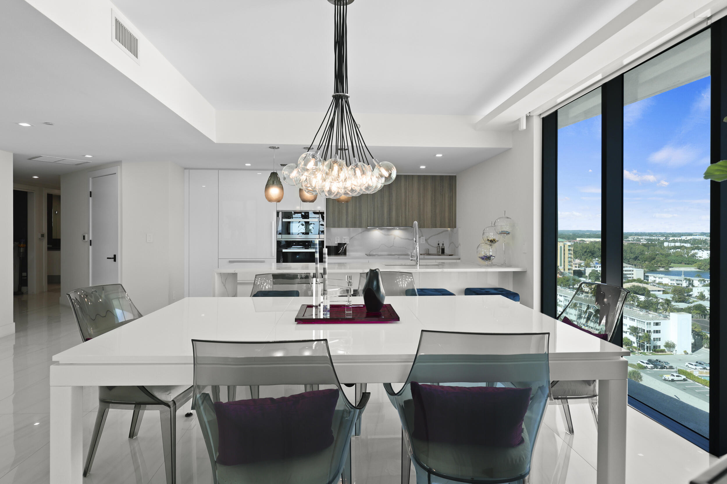 730 N Ocean Boulevard 1402