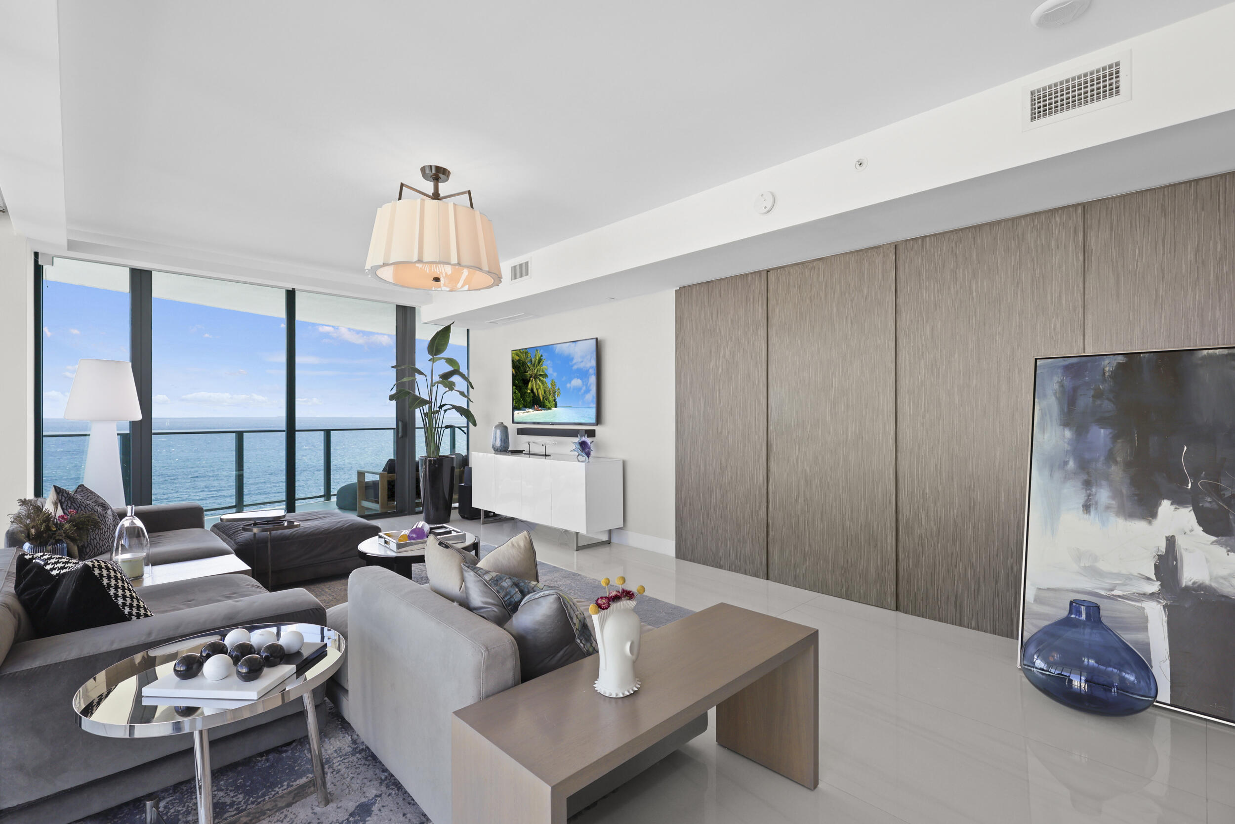 730 N Ocean Boulevard 1402