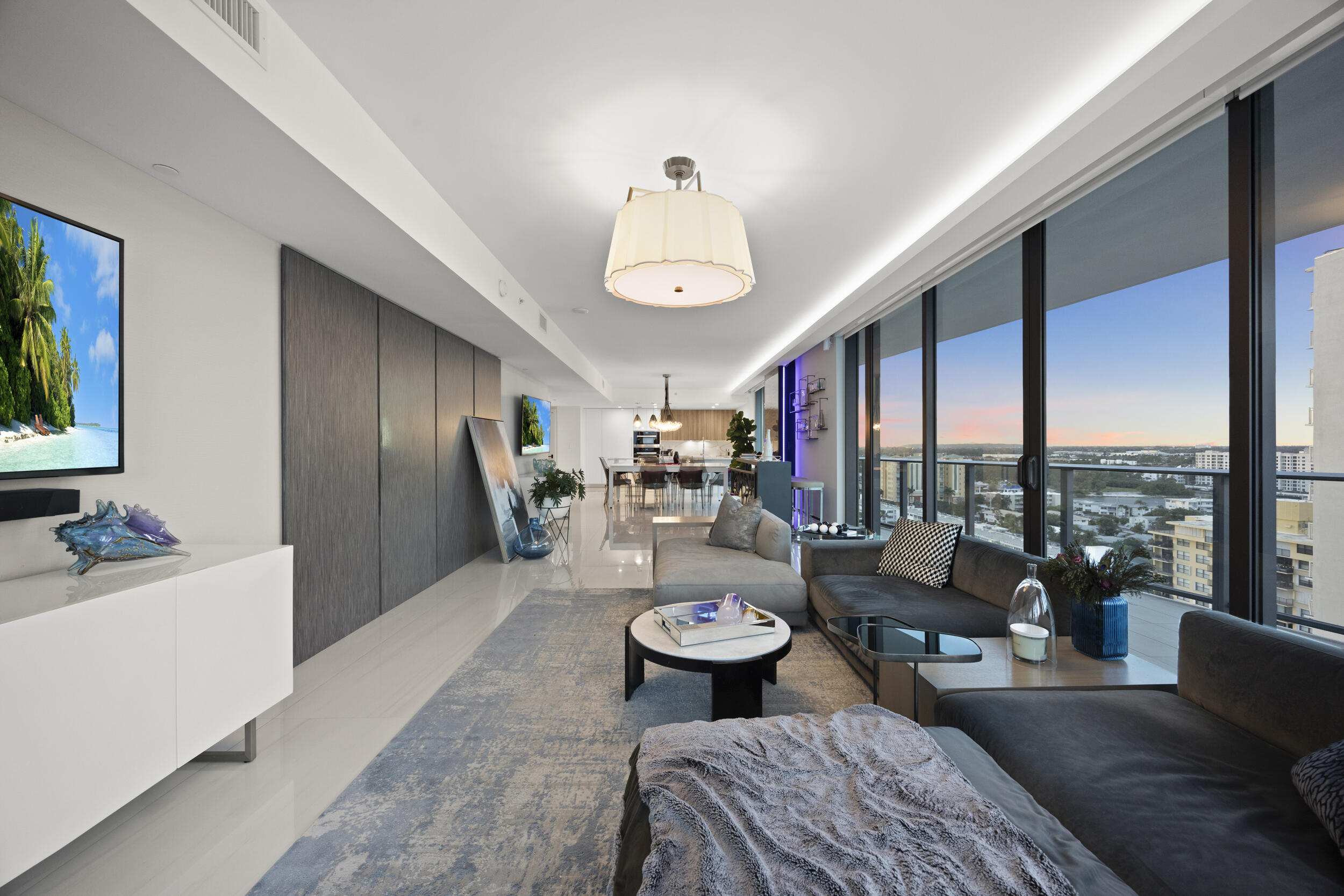 730 N Ocean Boulevard 1402