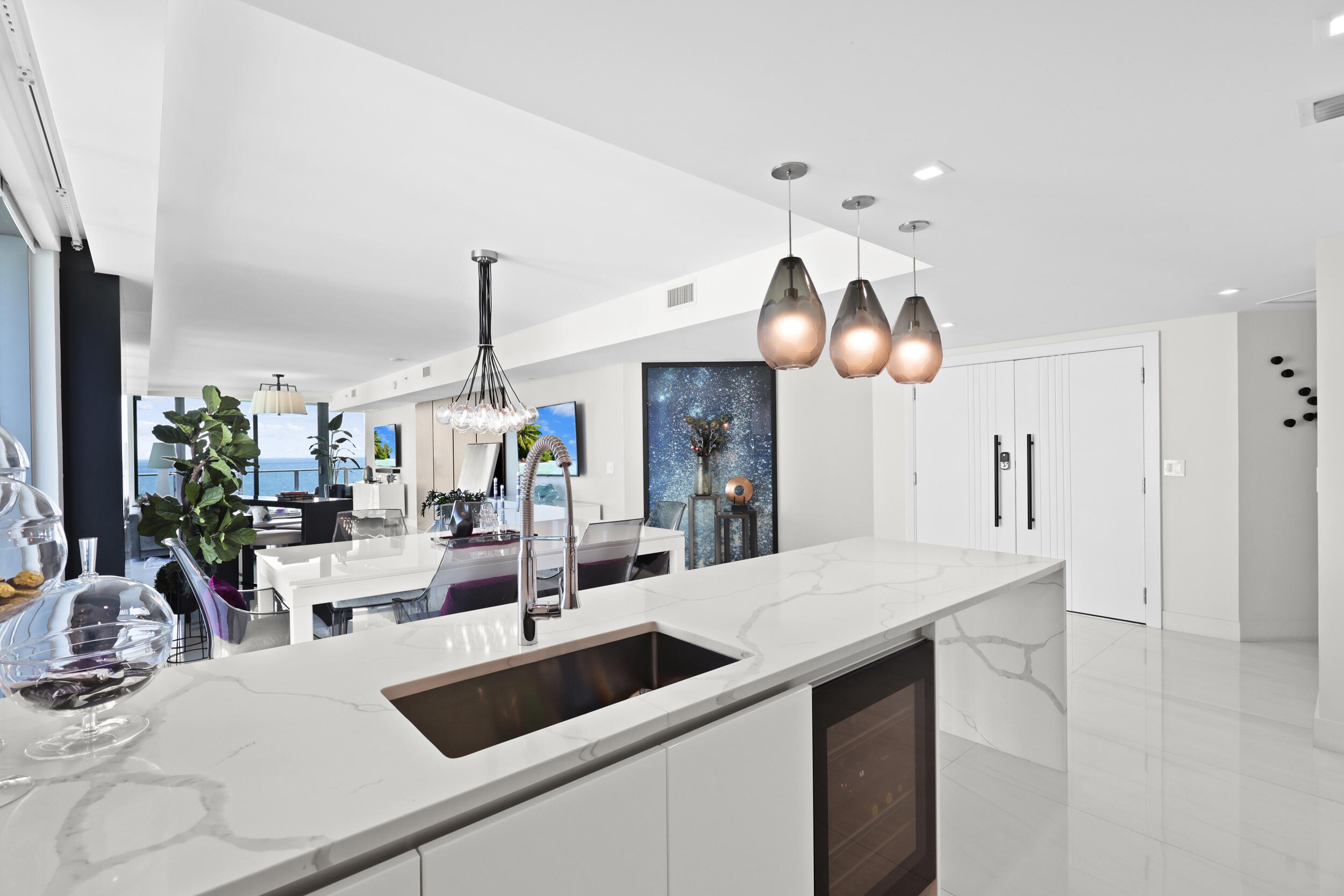 730 N Ocean Boulevard 1402