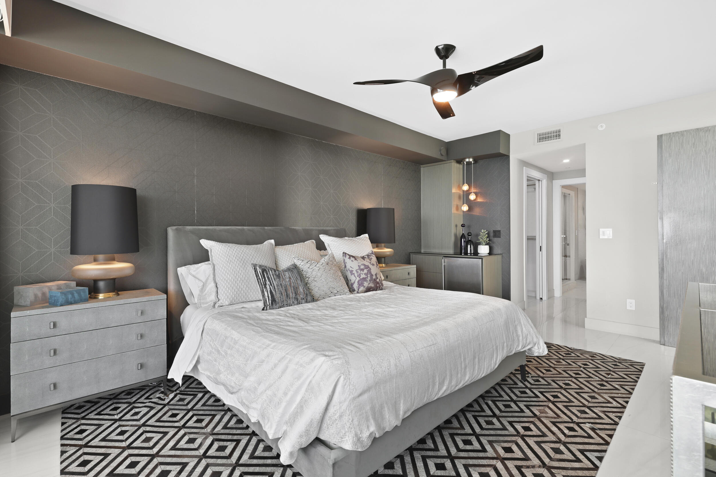 730 N Ocean Boulevard 1402