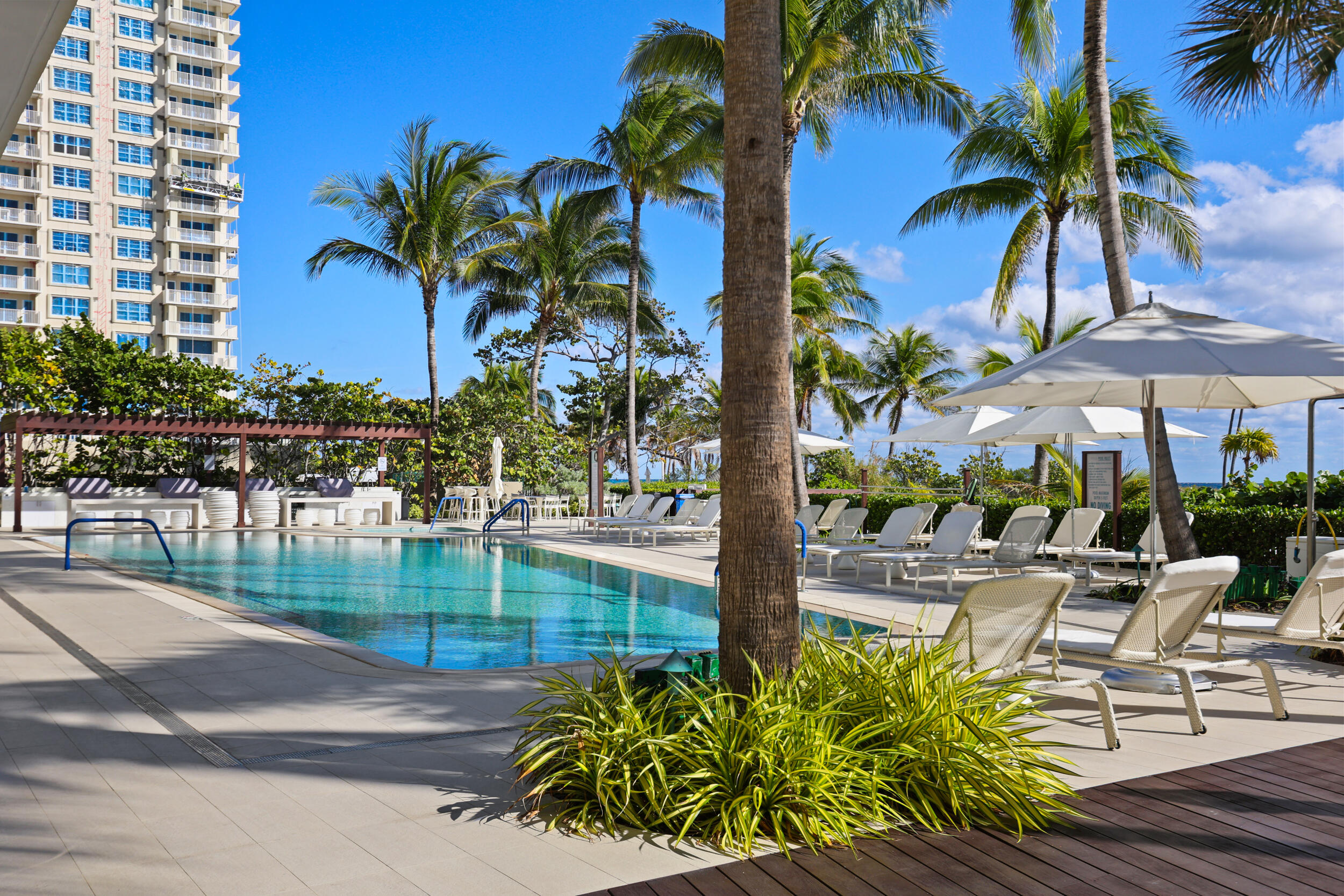 730 N Ocean Boulevard 1402