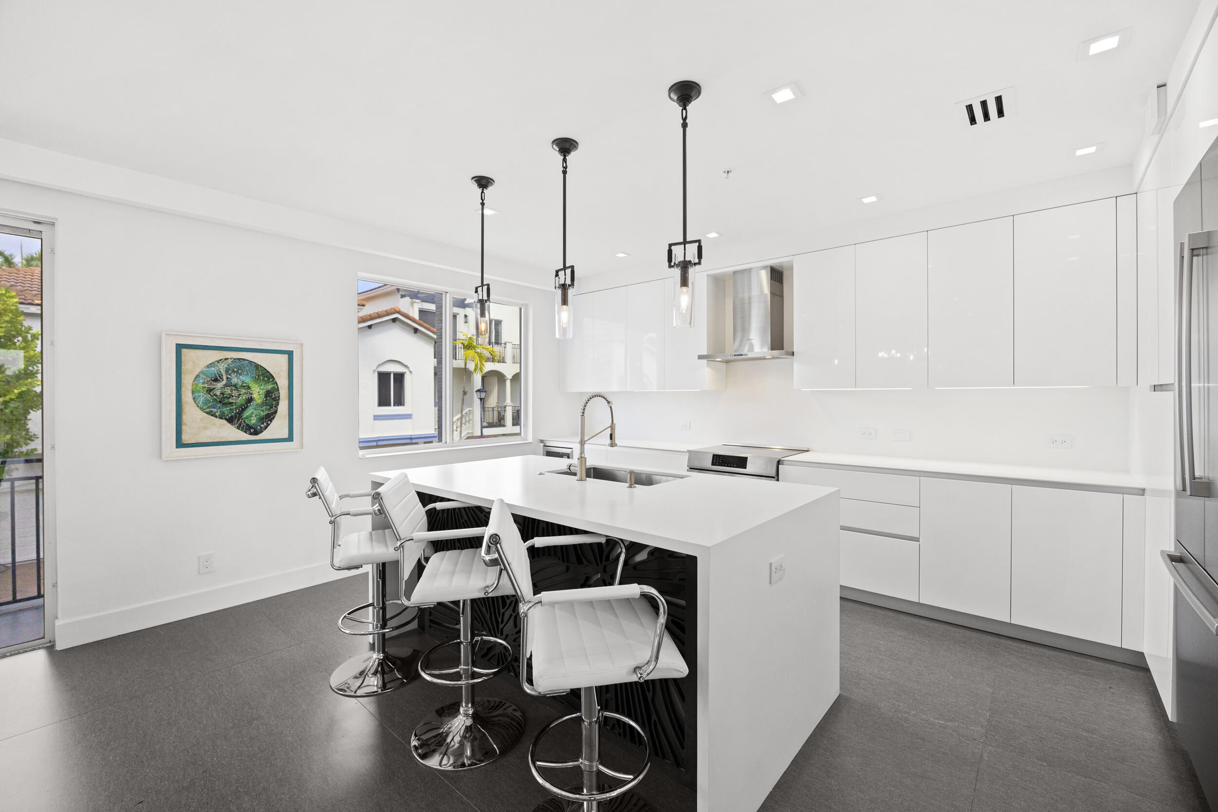 3055 Waterside Circle