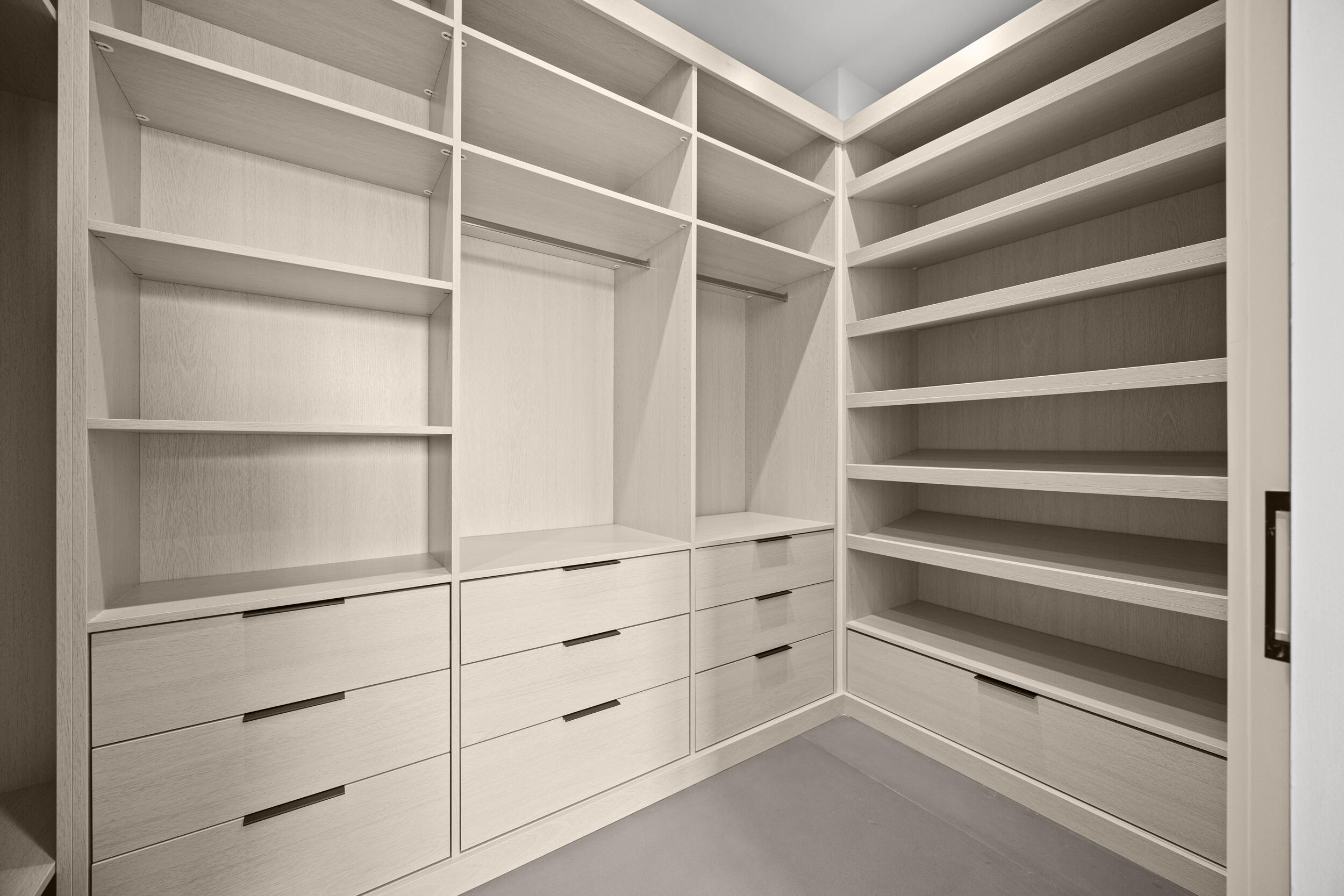 3055 Waterside Circle