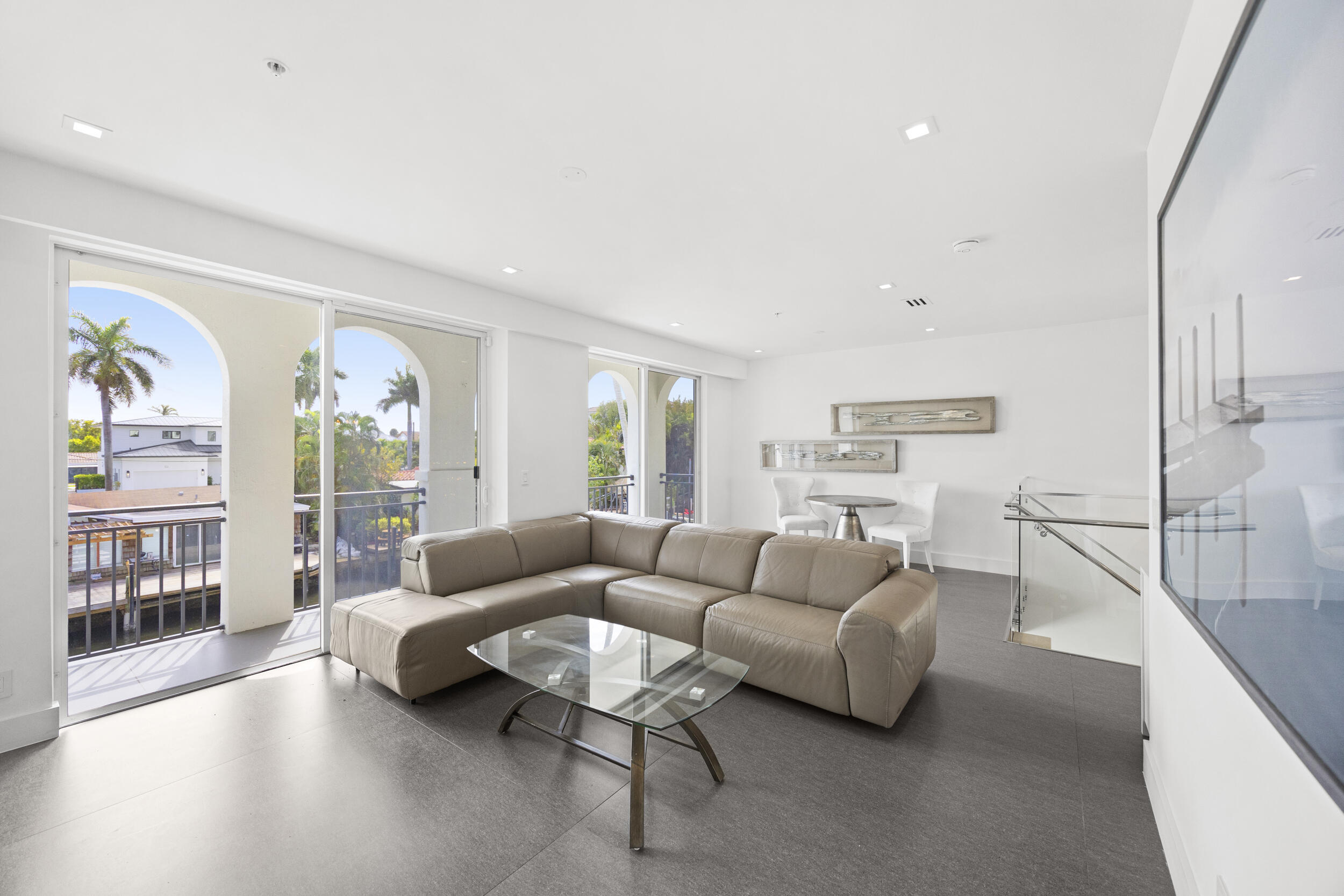 3055 Waterside Circle