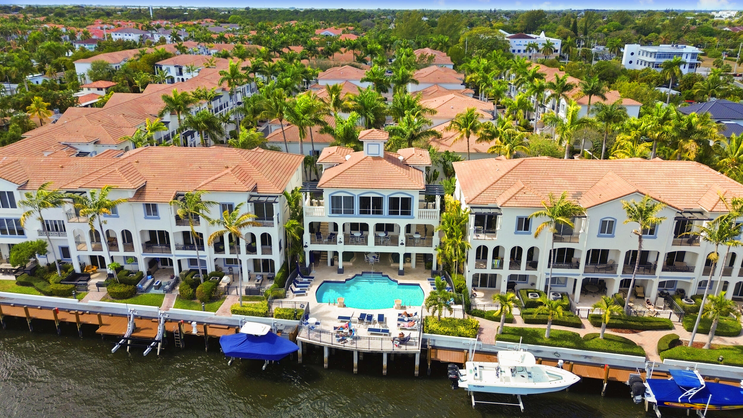 3055 Waterside Circle