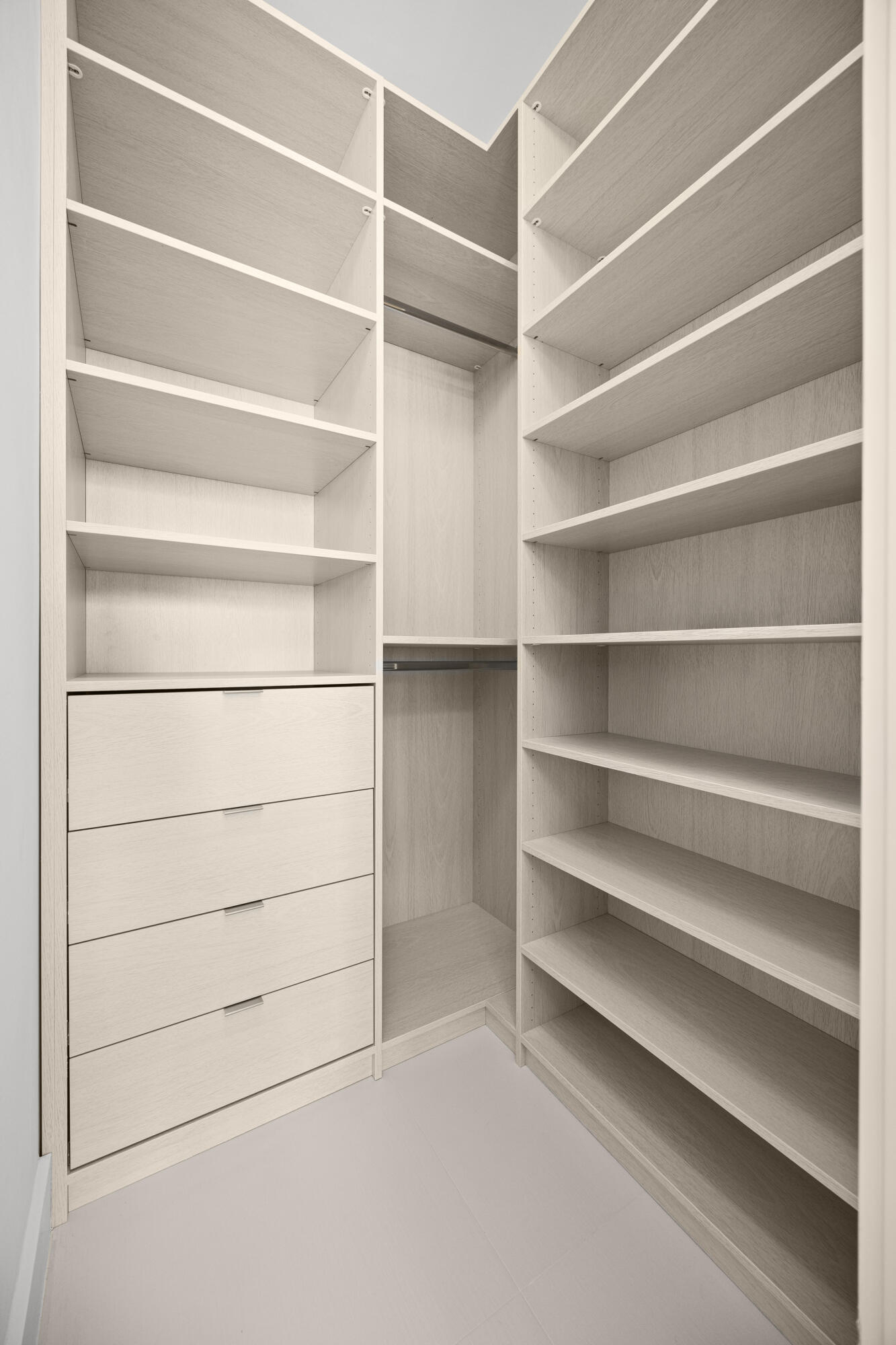 3055 Waterside Circle