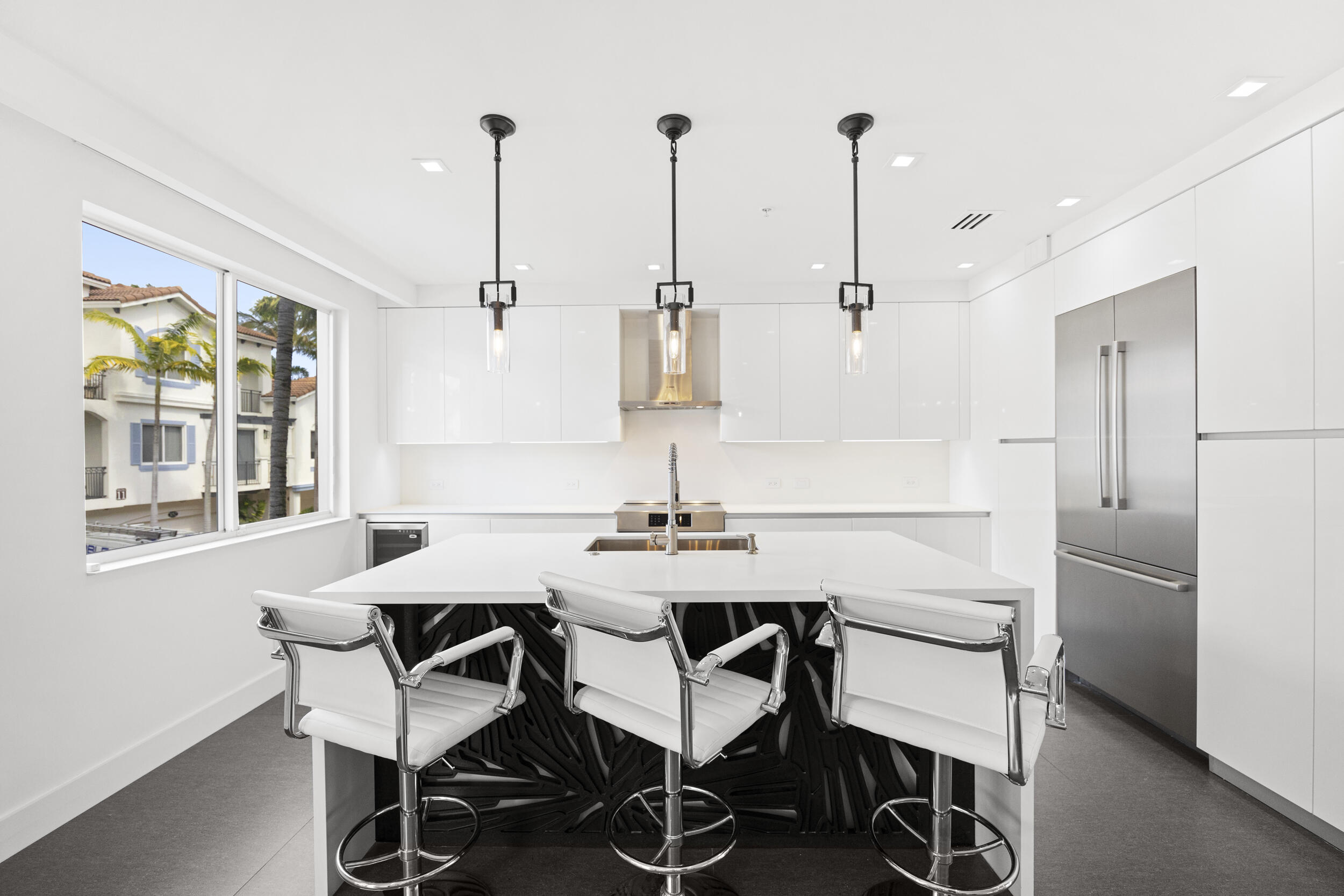 3055 Waterside Circle