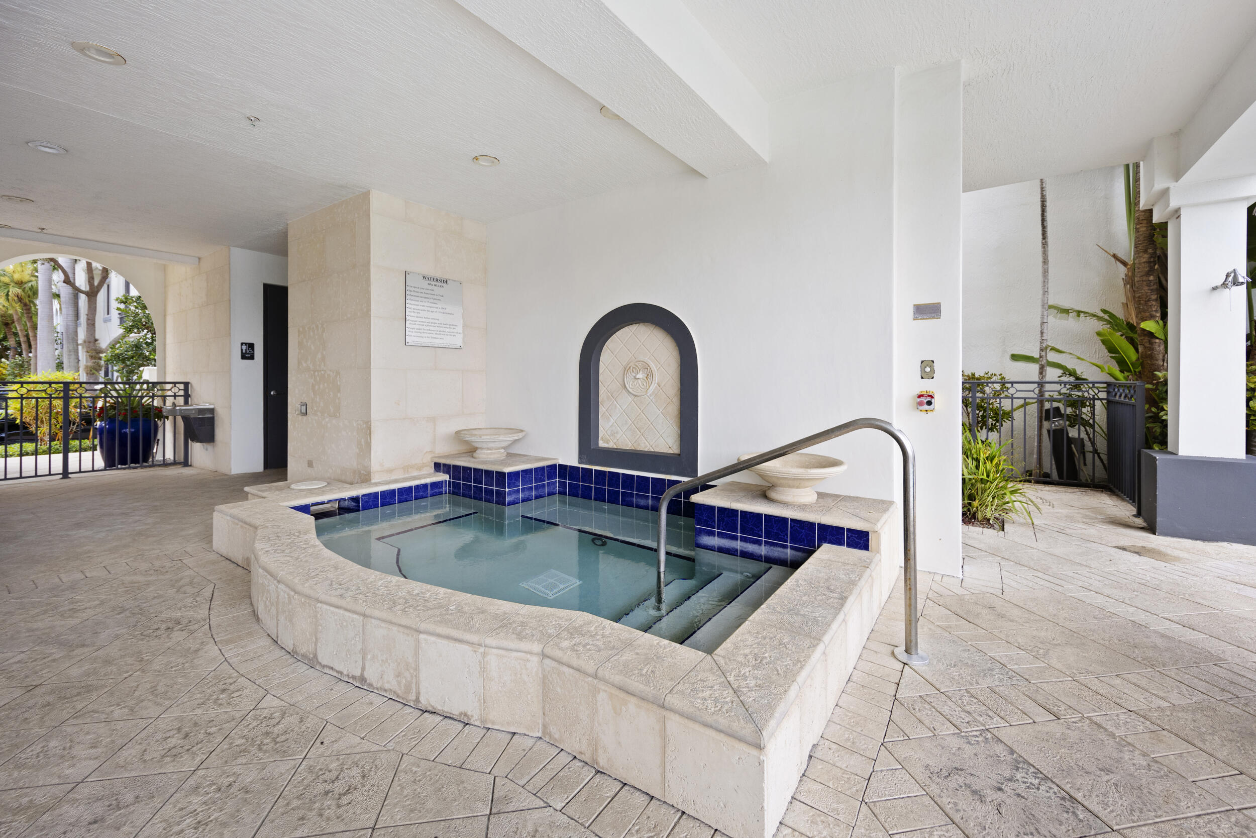 3055 Waterside Circle