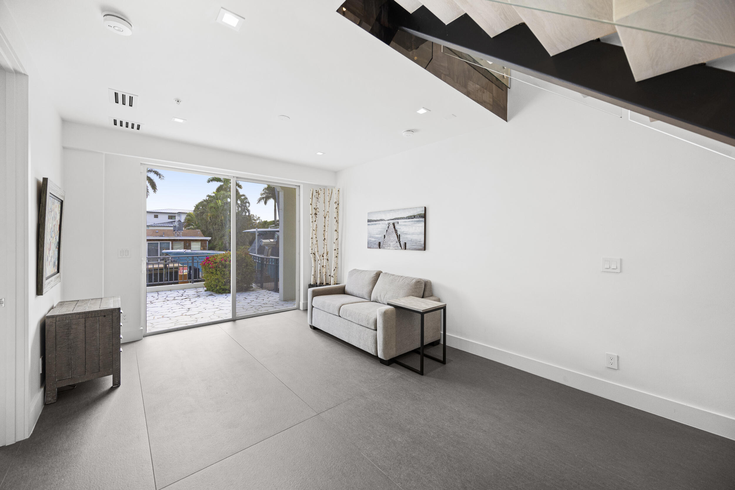 3055 Waterside Circle