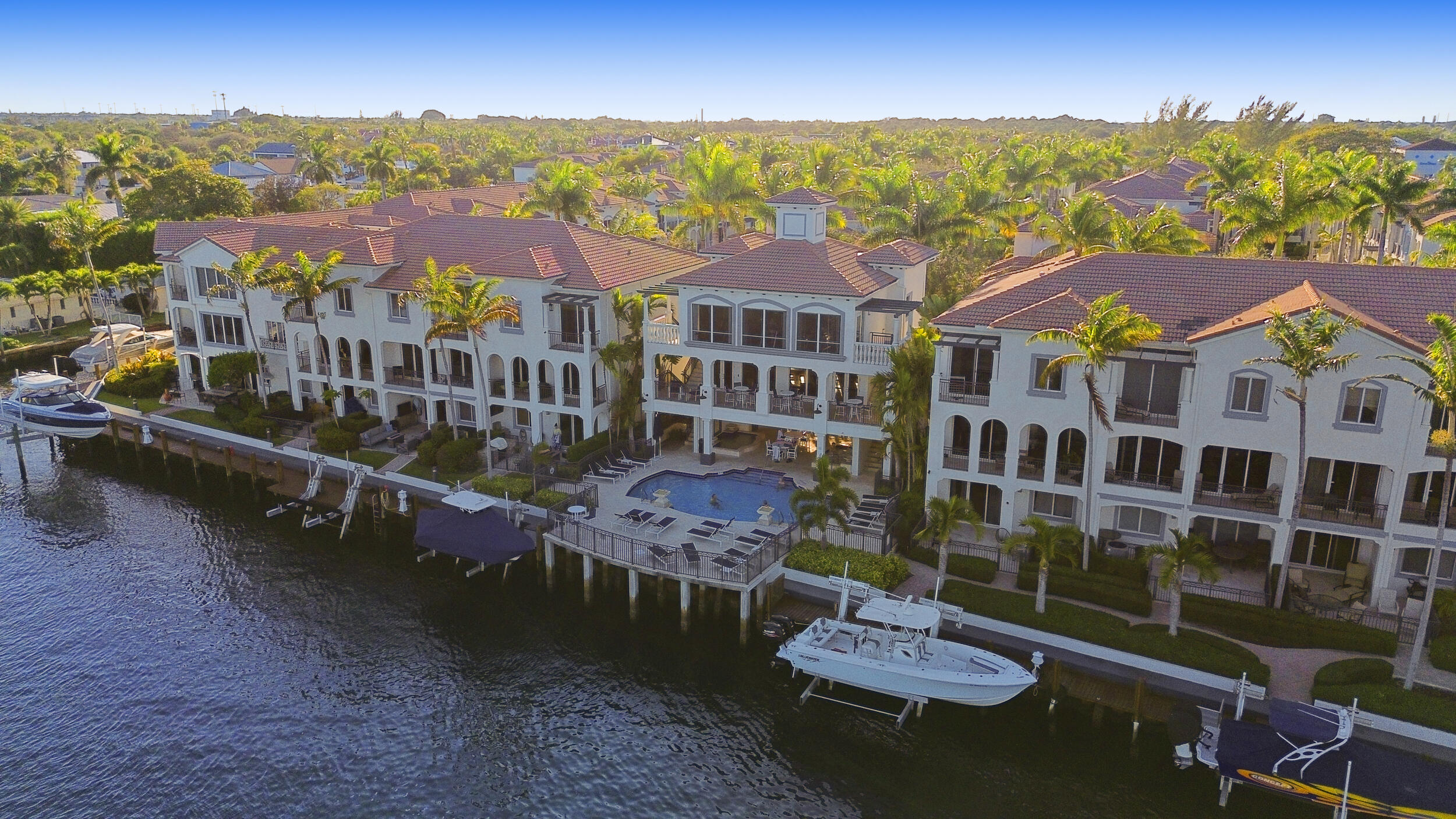 3055 Waterside Circle