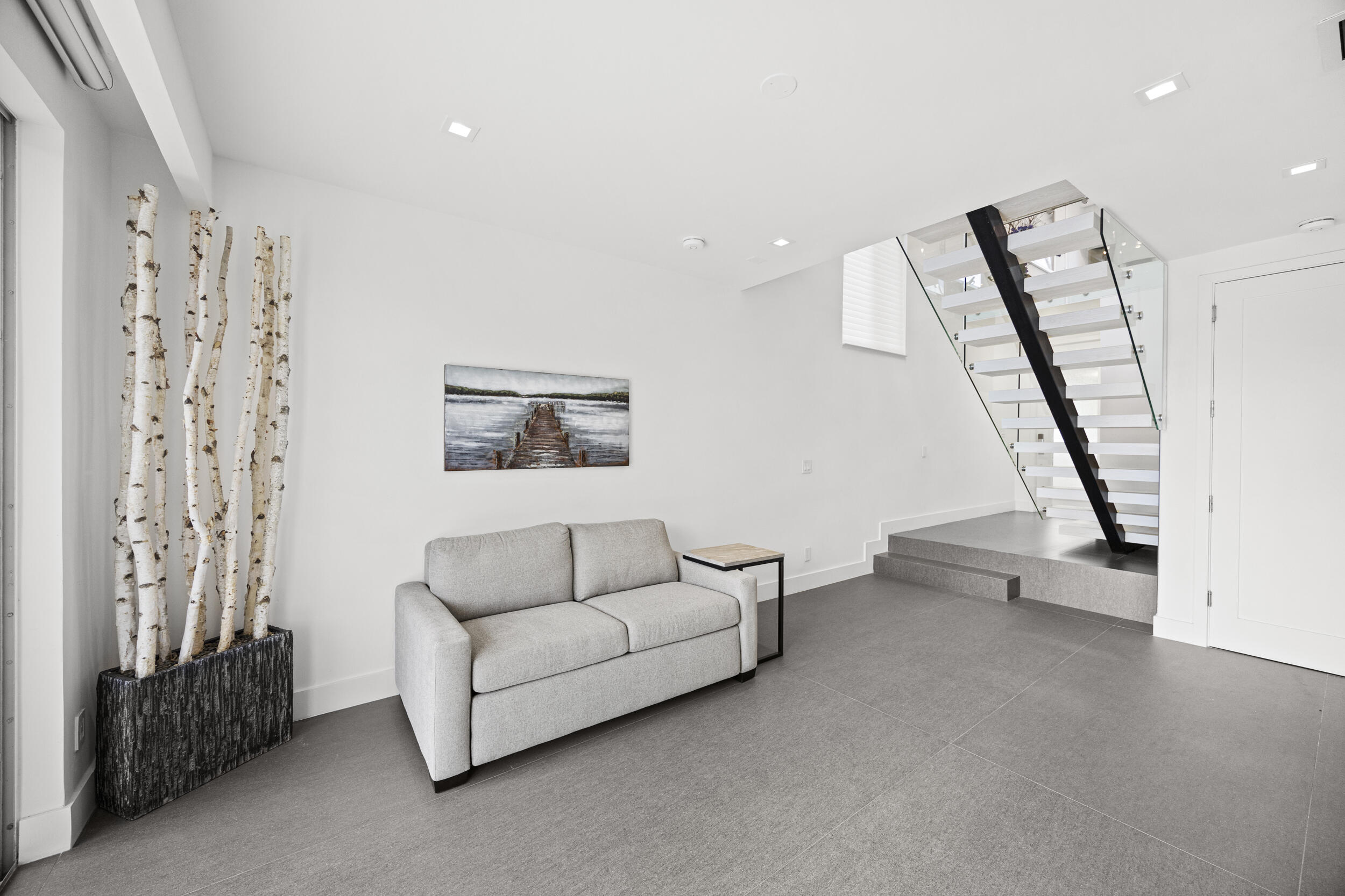 3055 Waterside Circle