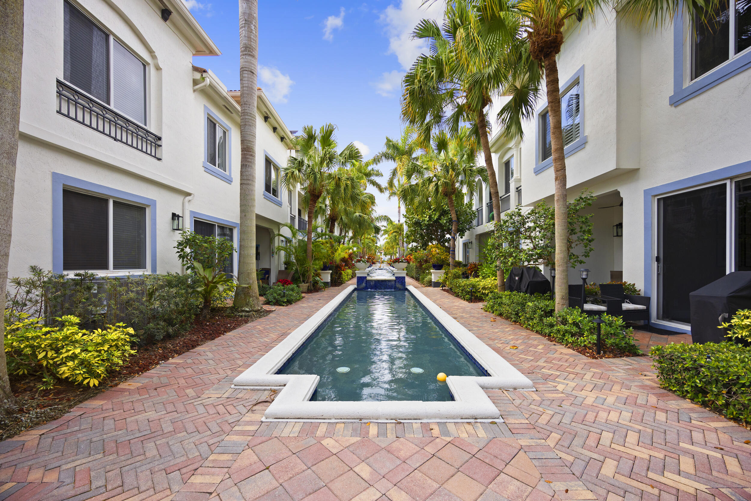 3055 Waterside Circle